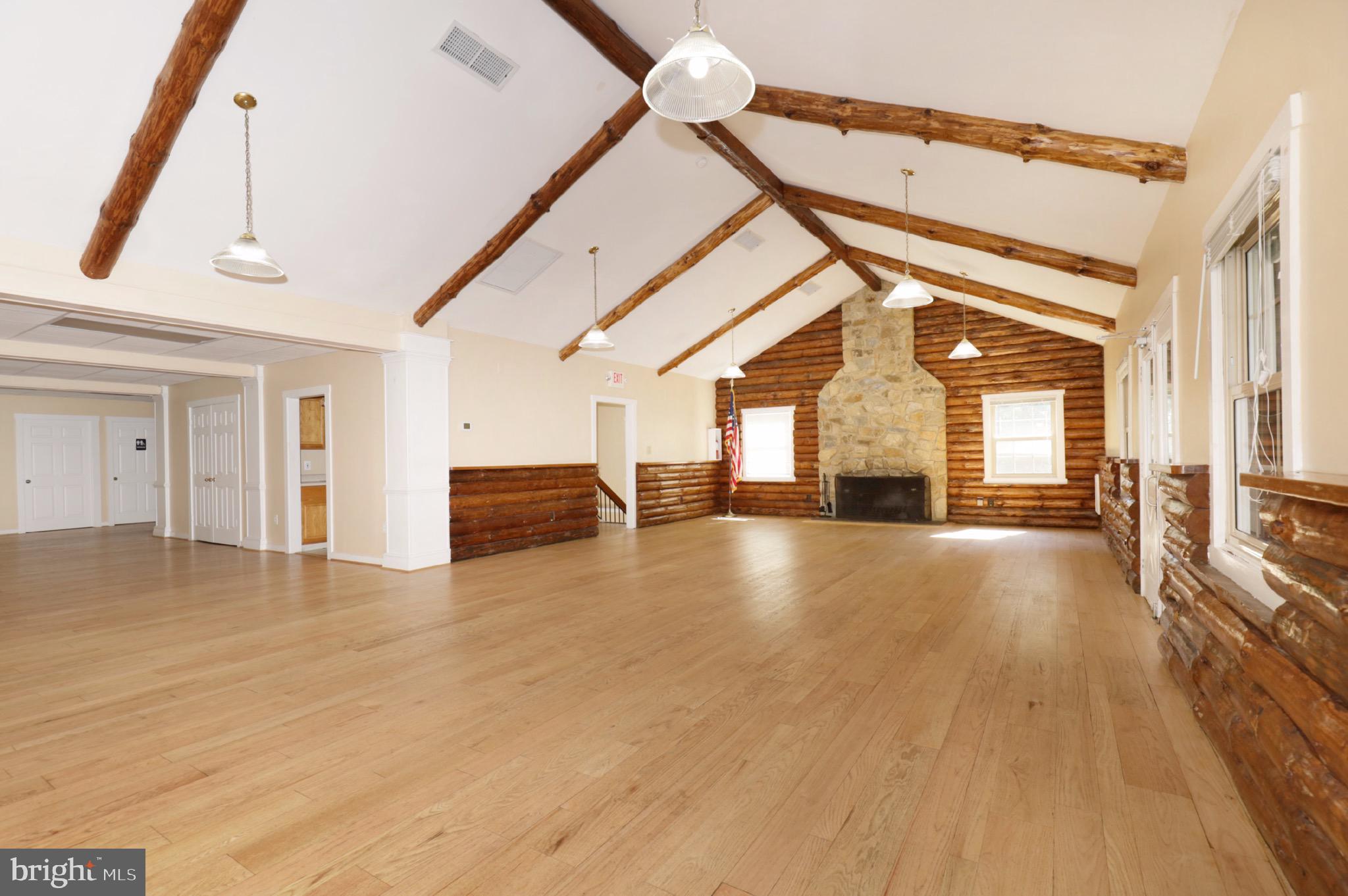 BURKE COVE - Residential