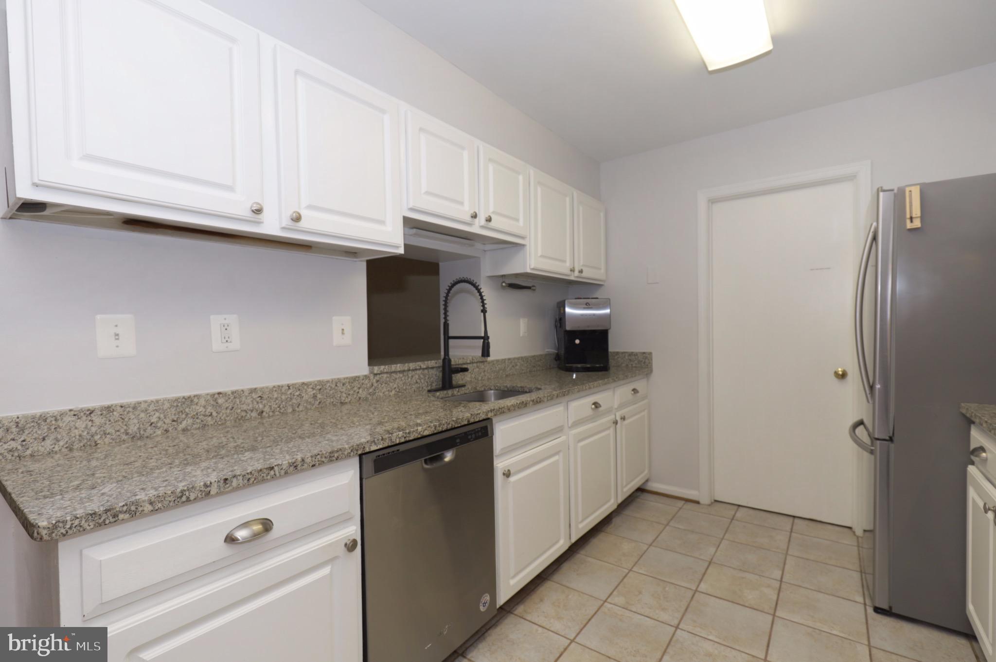 BURKE COVE - Residential