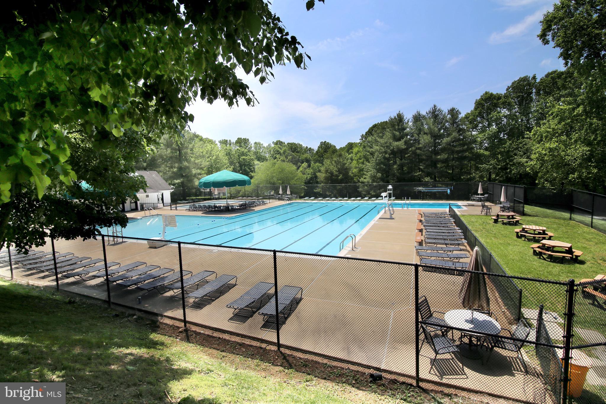 BURKE COVE - Residential