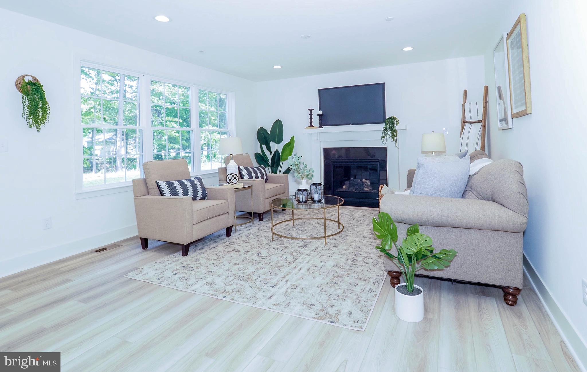 BARBARA HEIGHTS - Residential