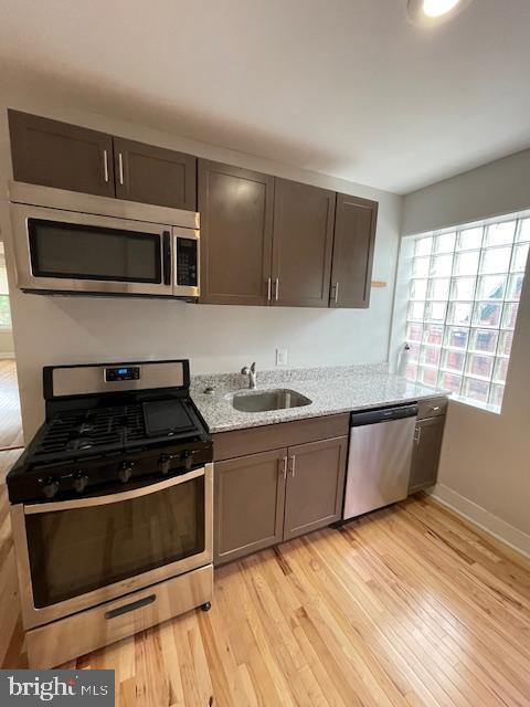 SQUIRREL HILL - Residential Lease