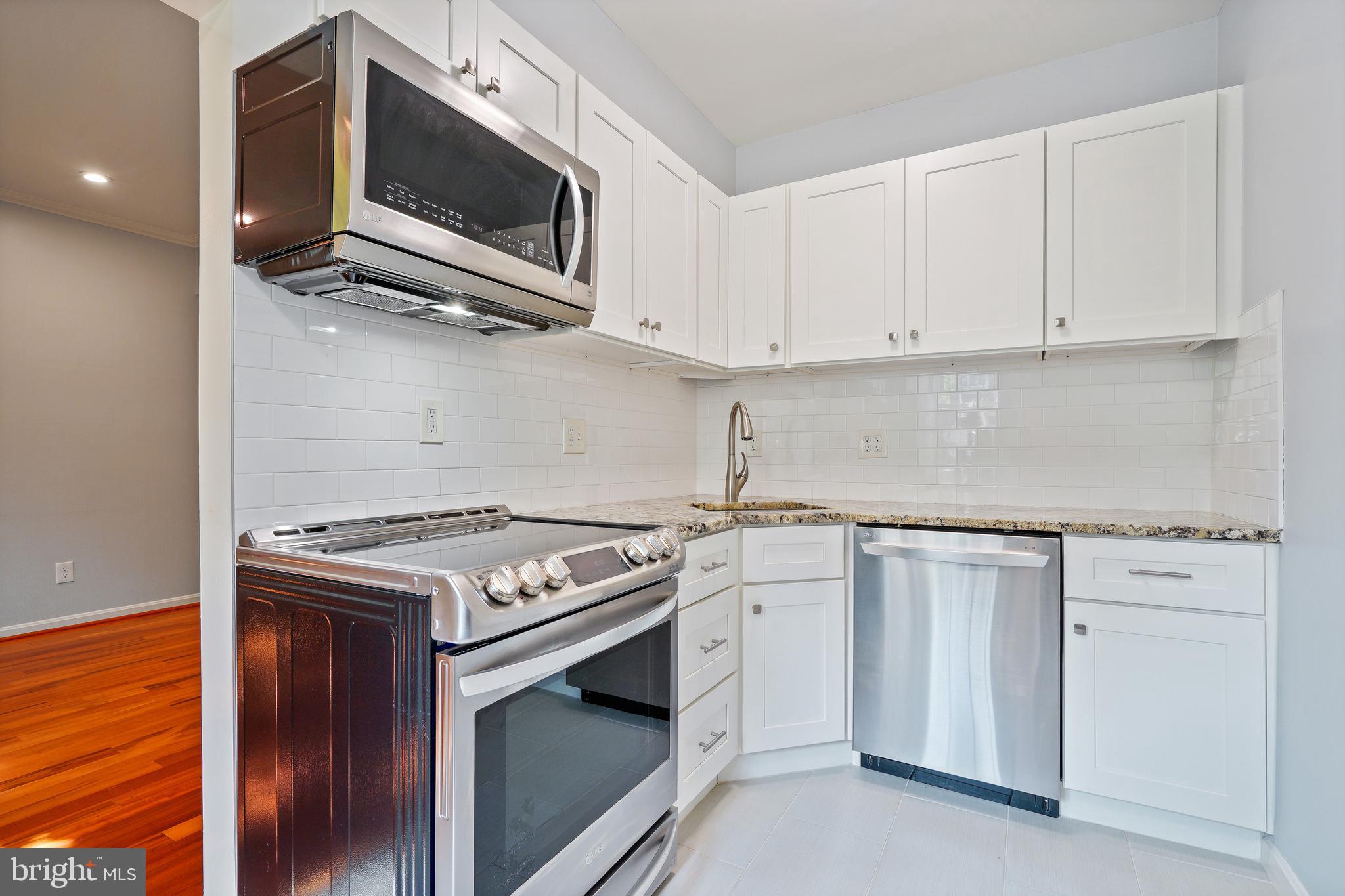 COLONIAL VILLAGE - Residential Lease