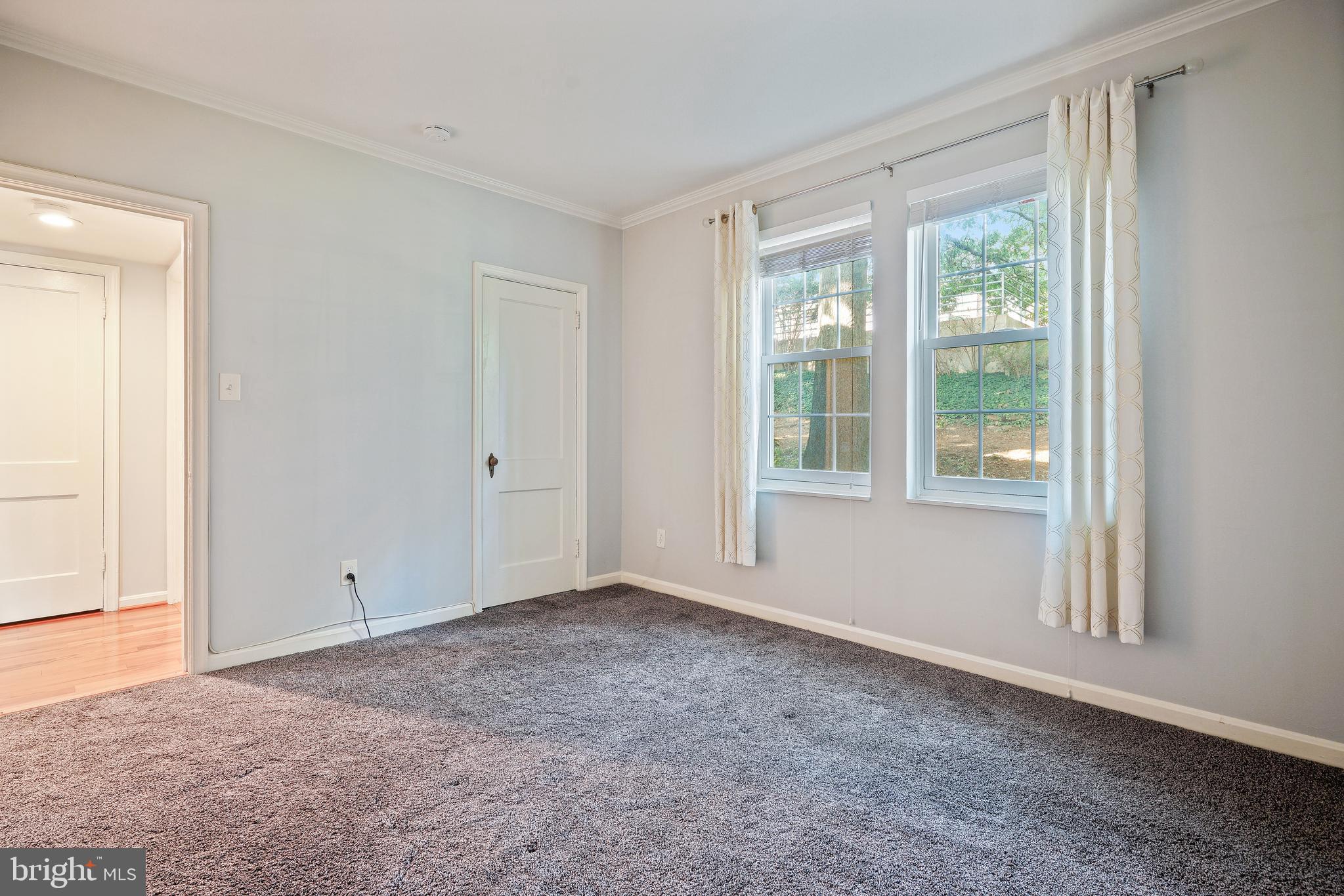 COLONIAL VILLAGE - Residential Lease