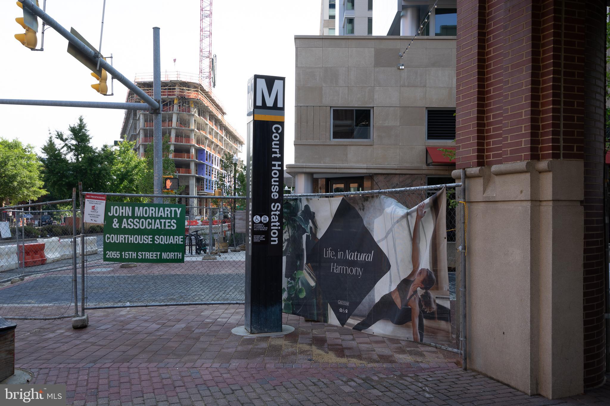 COLONIAL VILLAGE - Residential Lease