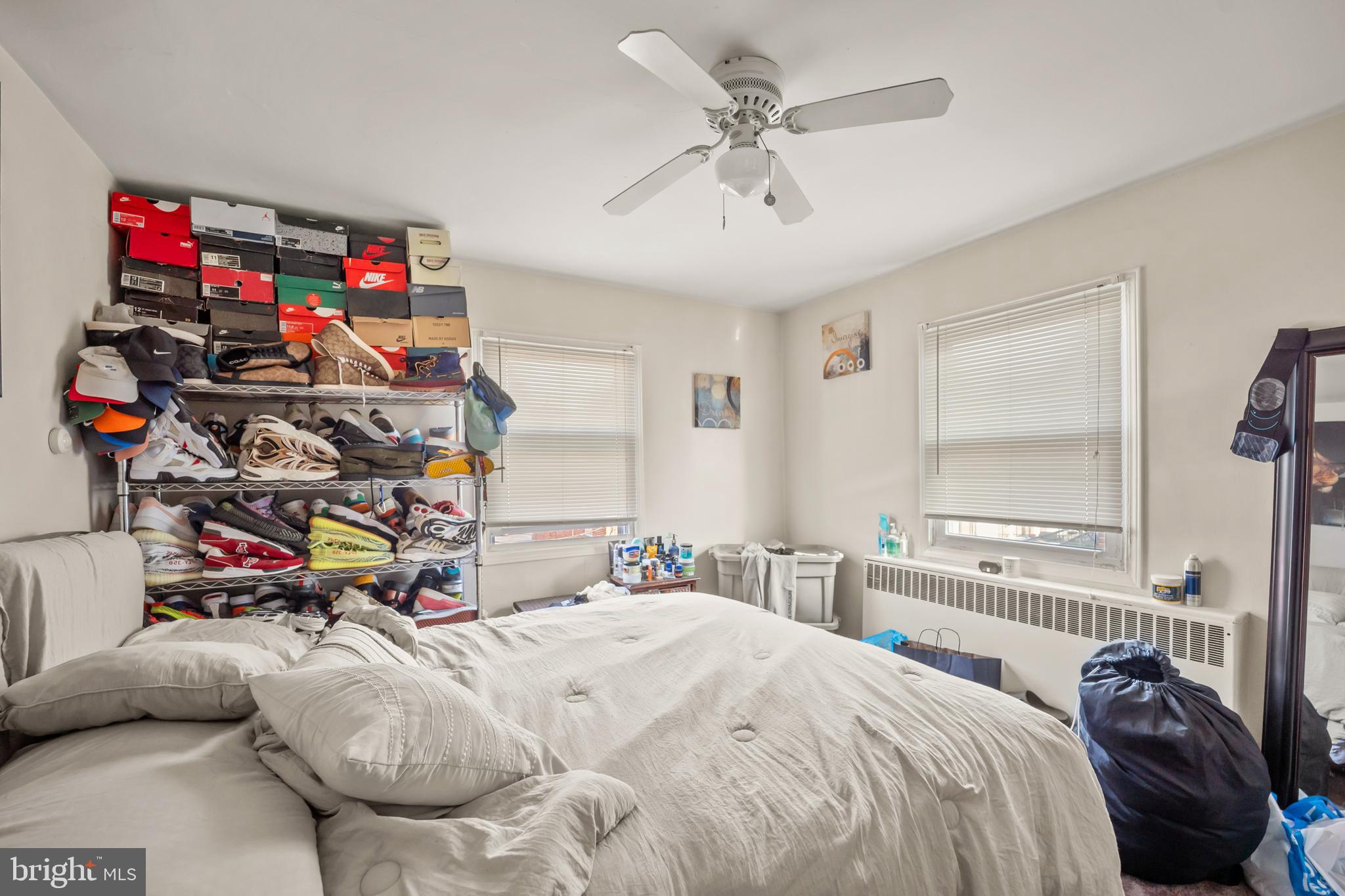 CASTOR GARDENS - Residential Income