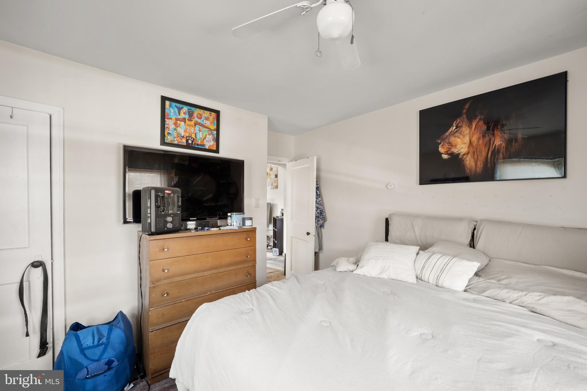 CASTOR GARDENS - Residential Income