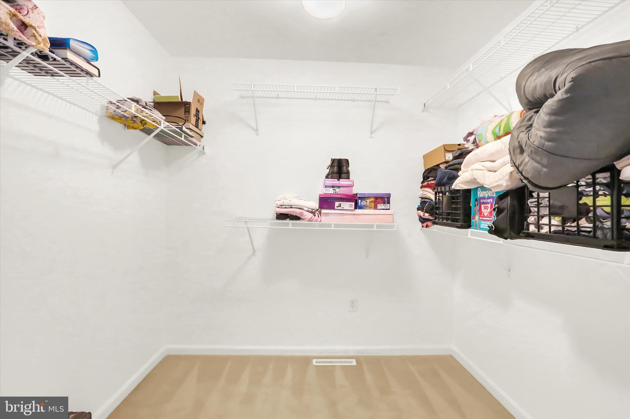 BEACON HILL - Residential