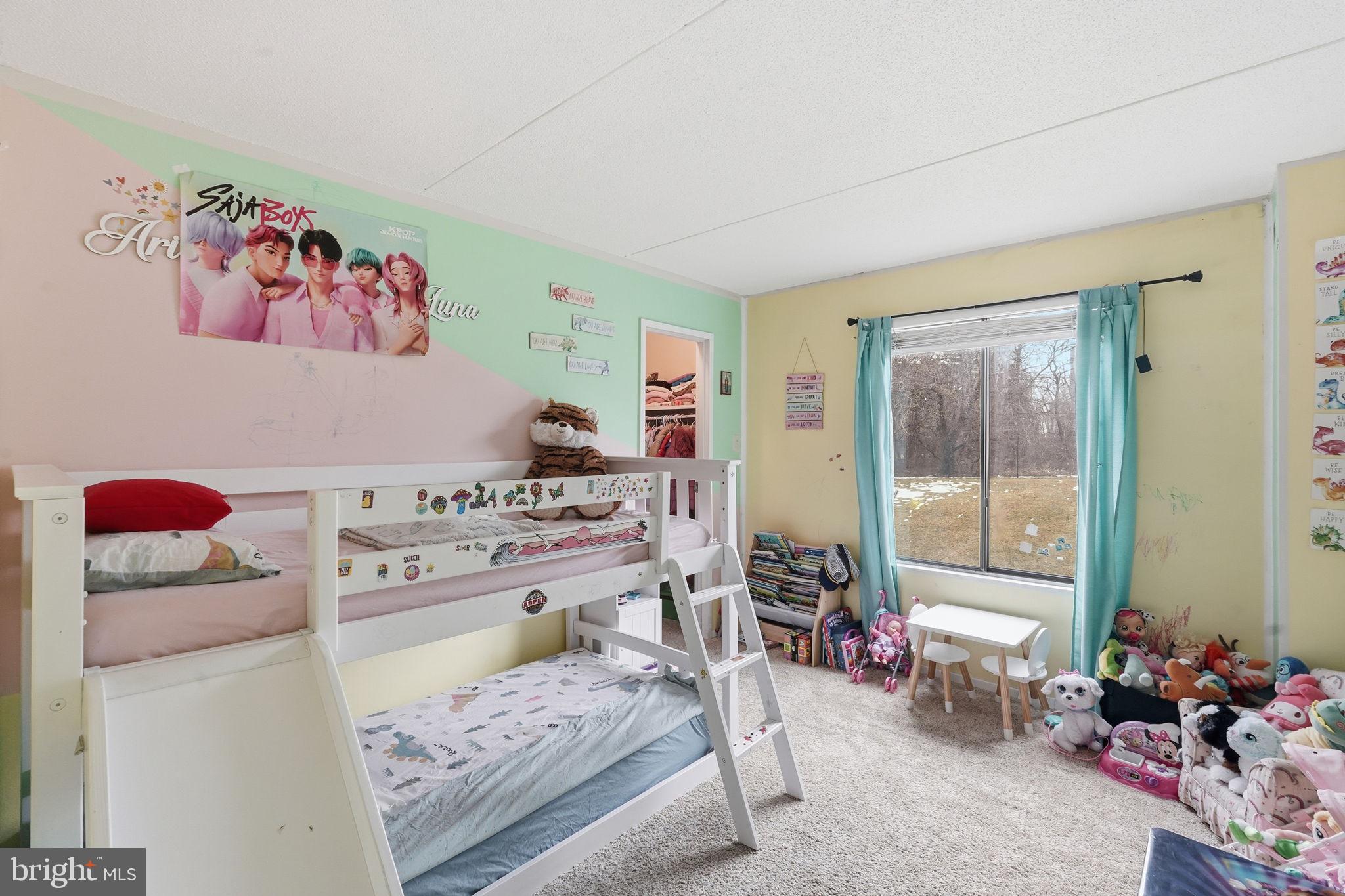 LANDMARK - Residential