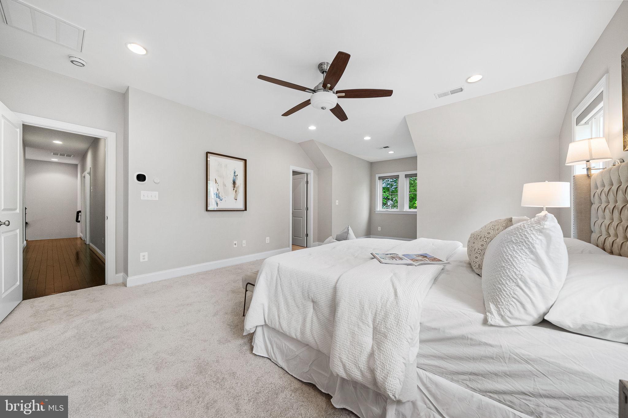 RESERVE AT OAKVIEW - Residential