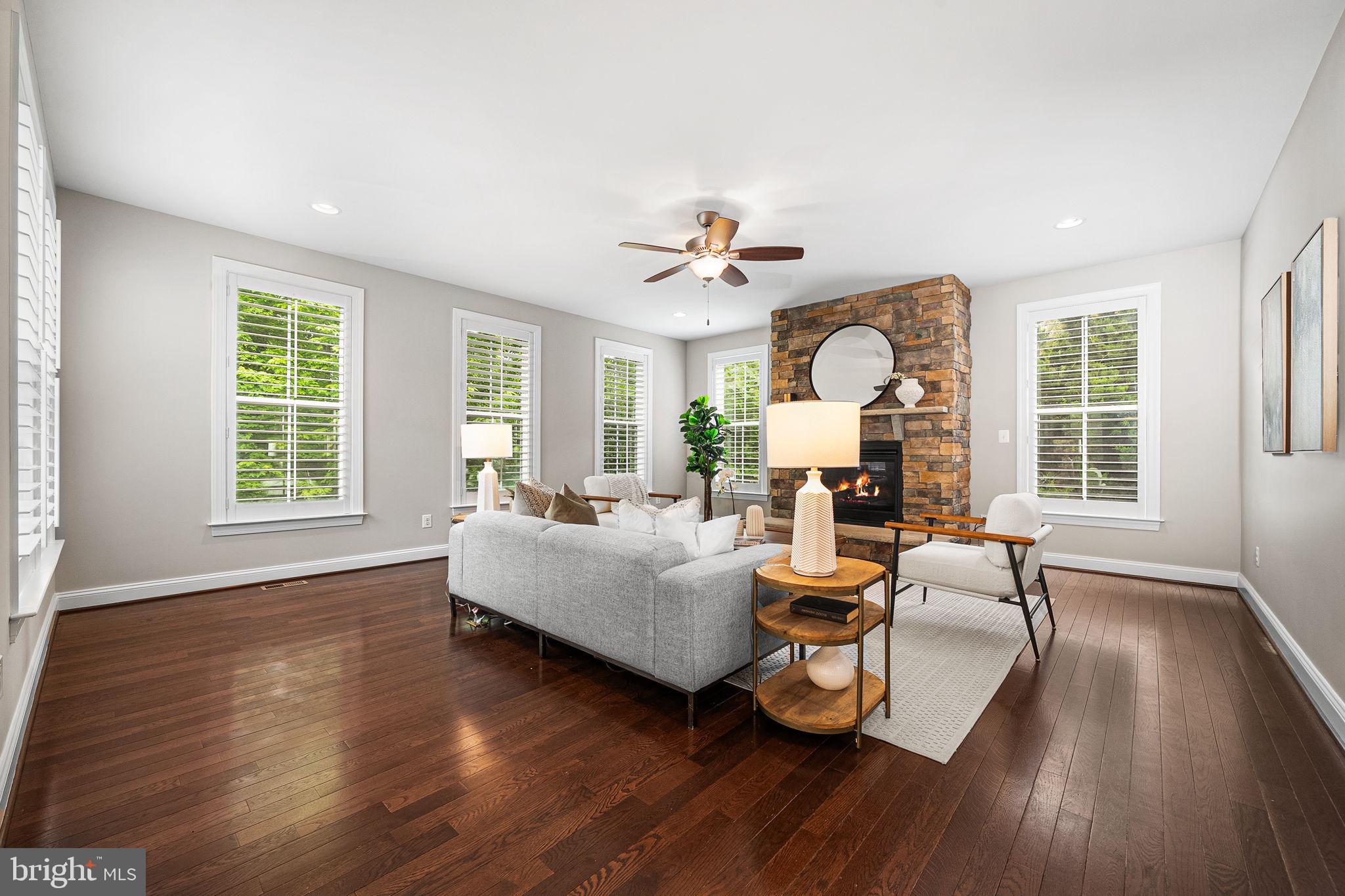 RESERVE AT OAKVIEW - Residential