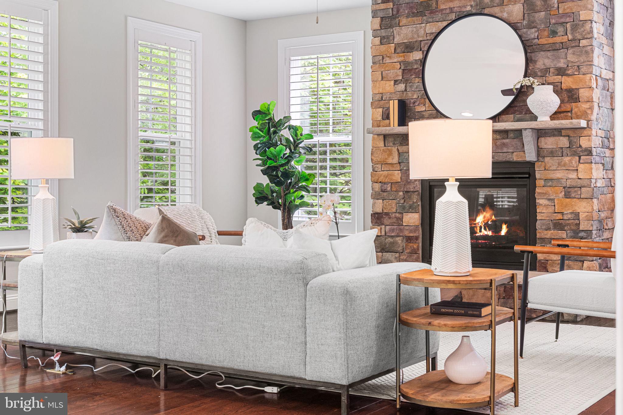 RESERVE AT OAKVIEW - Residential