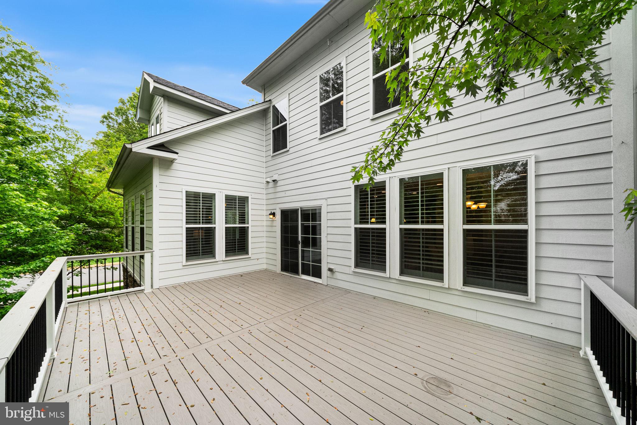 RESERVE AT OAKVIEW - Residential