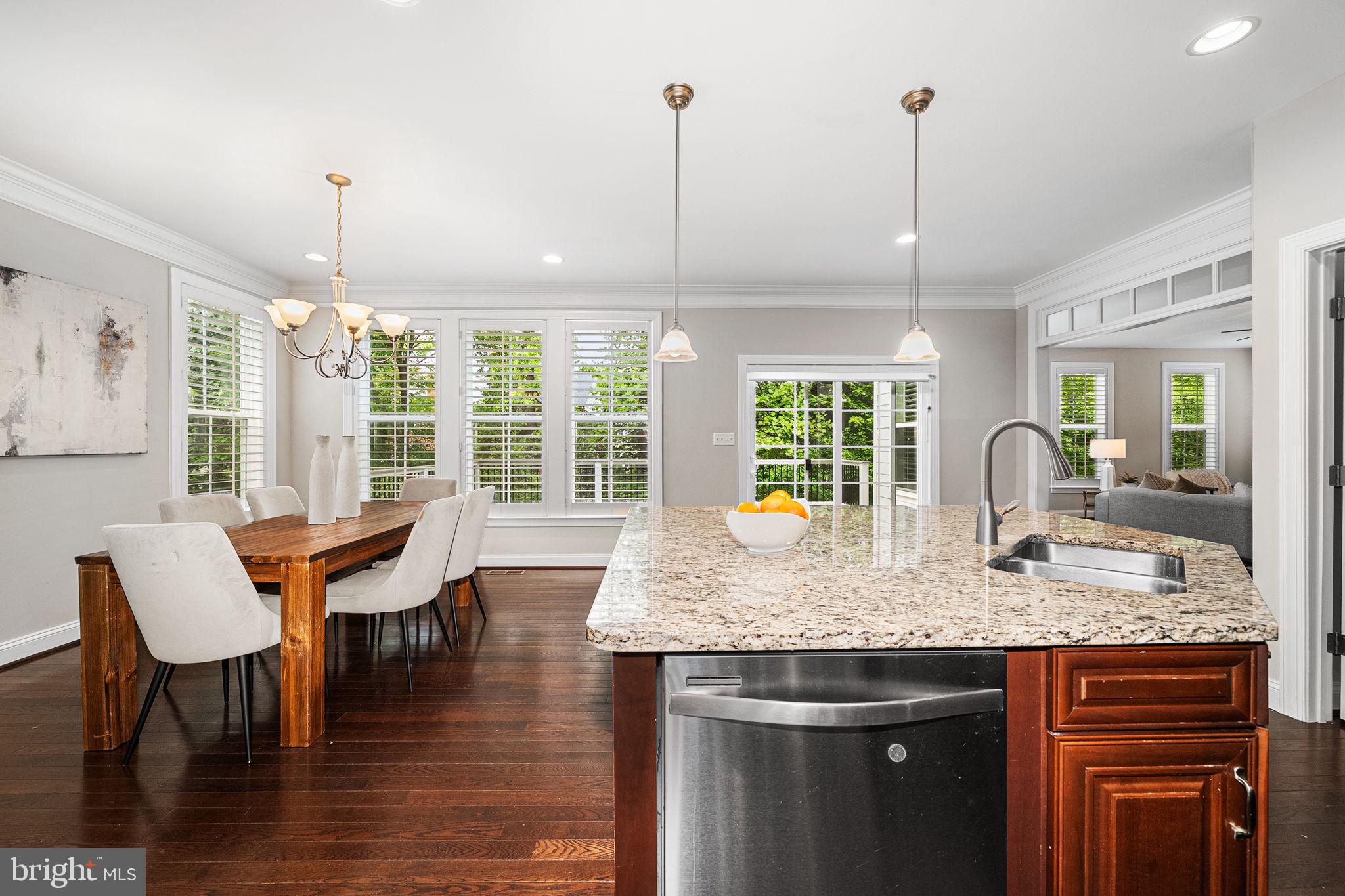 RESERVE AT OAKVIEW - Residential
