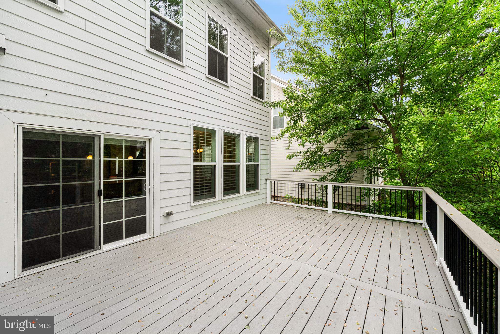 RESERVE AT OAKVIEW - Residential