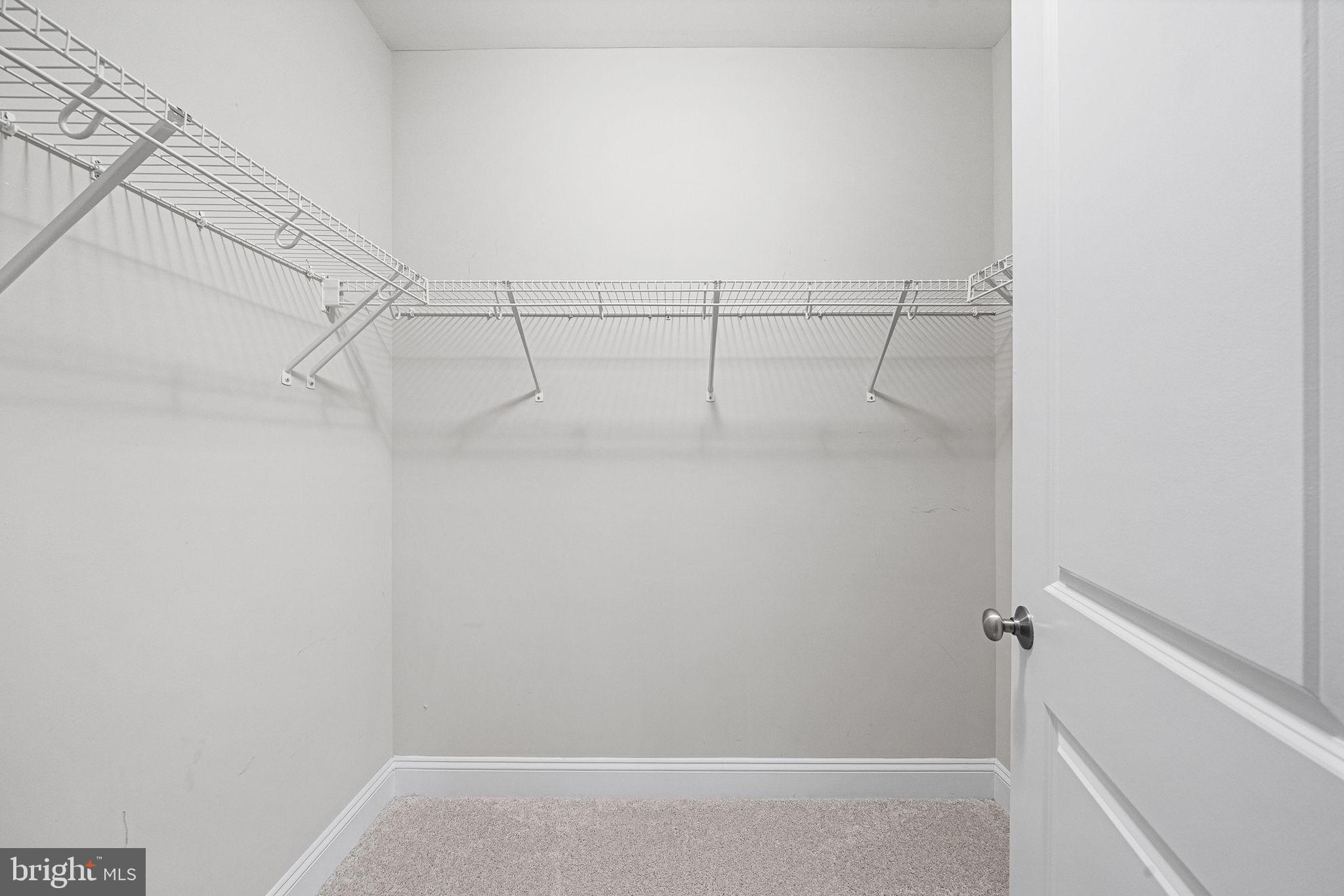RESERVE AT OAKVIEW - Residential