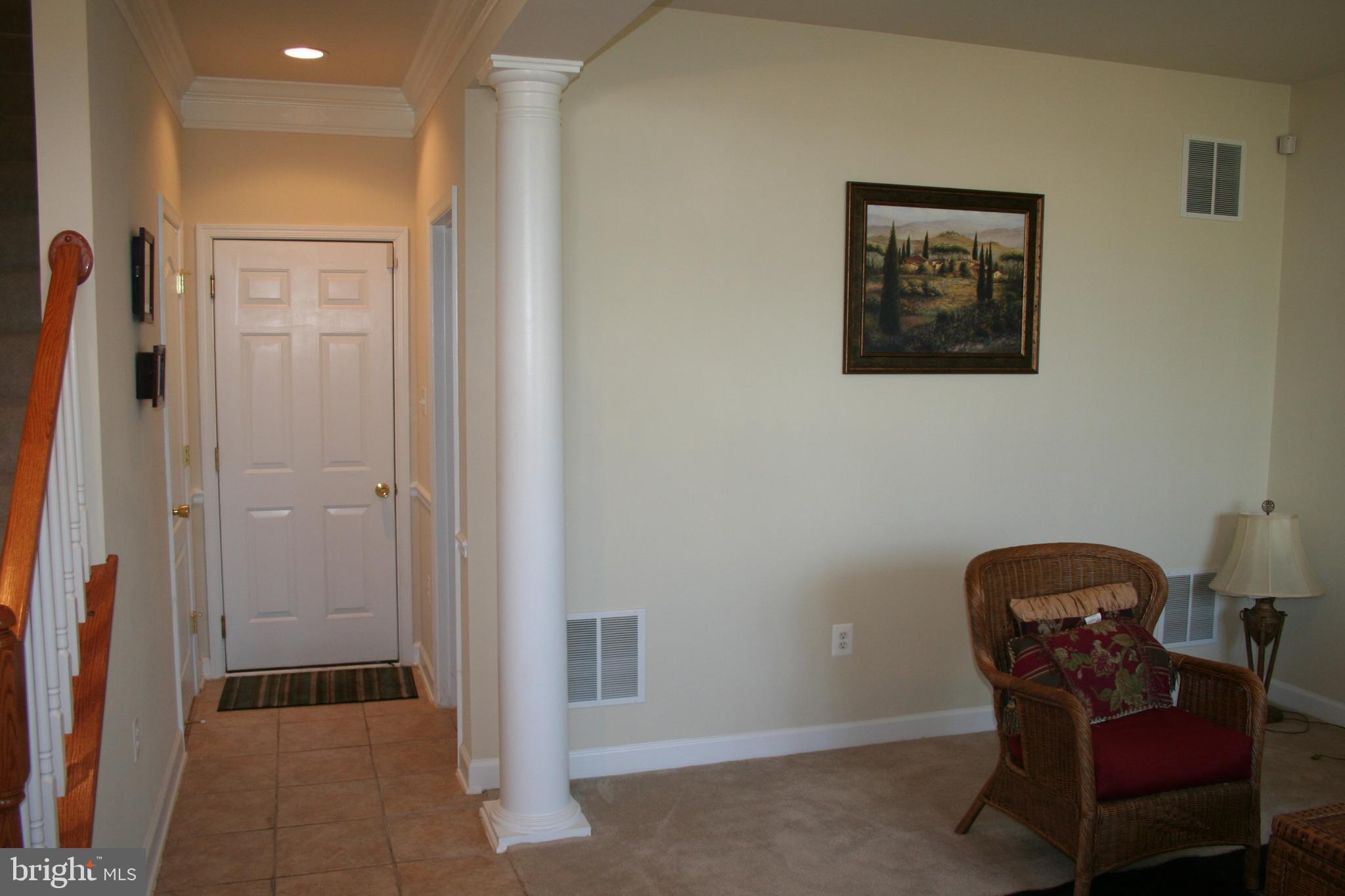 BELMONT CENTER - Residential Lease