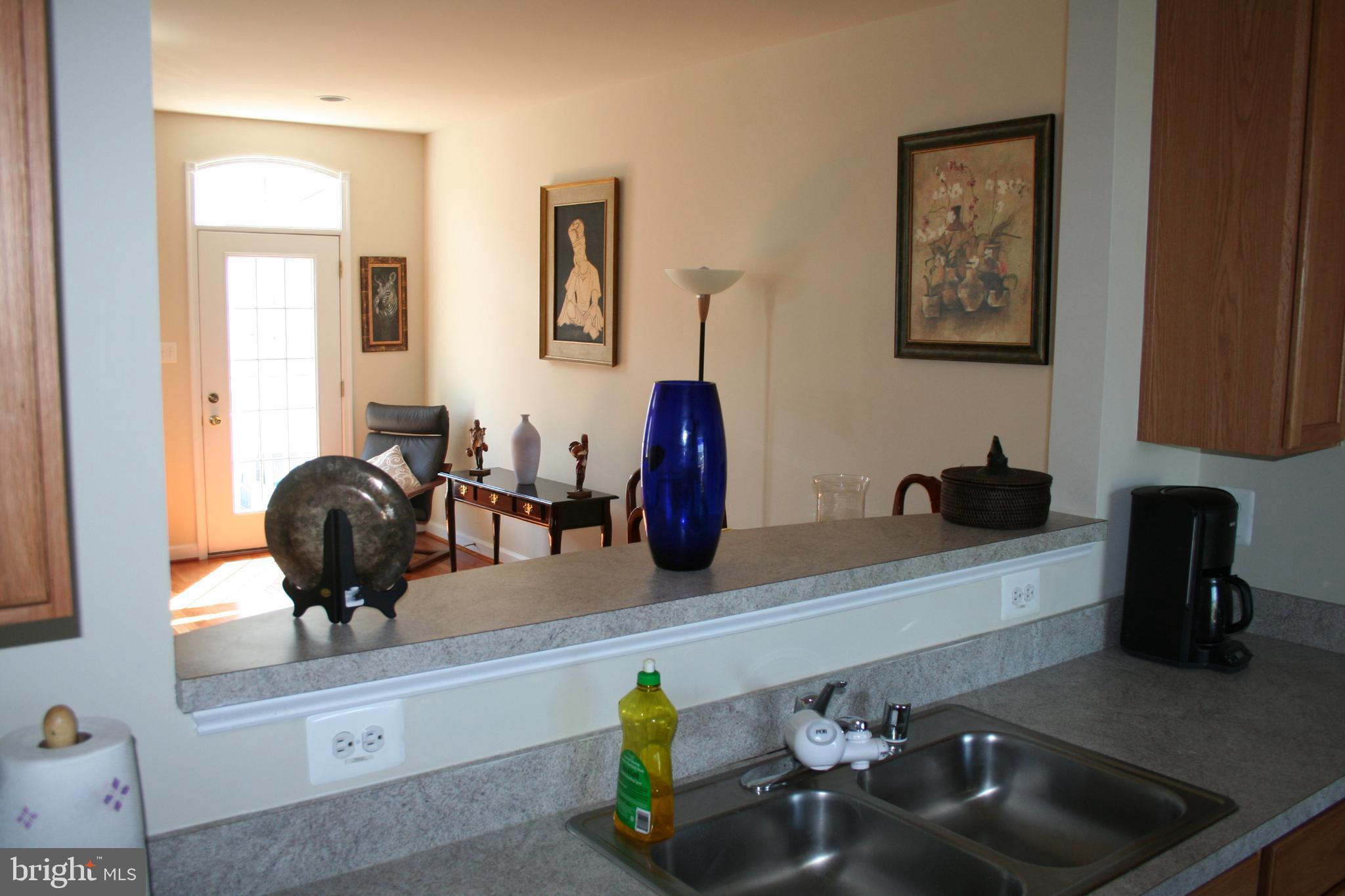 BELMONT CENTER - Residential Lease