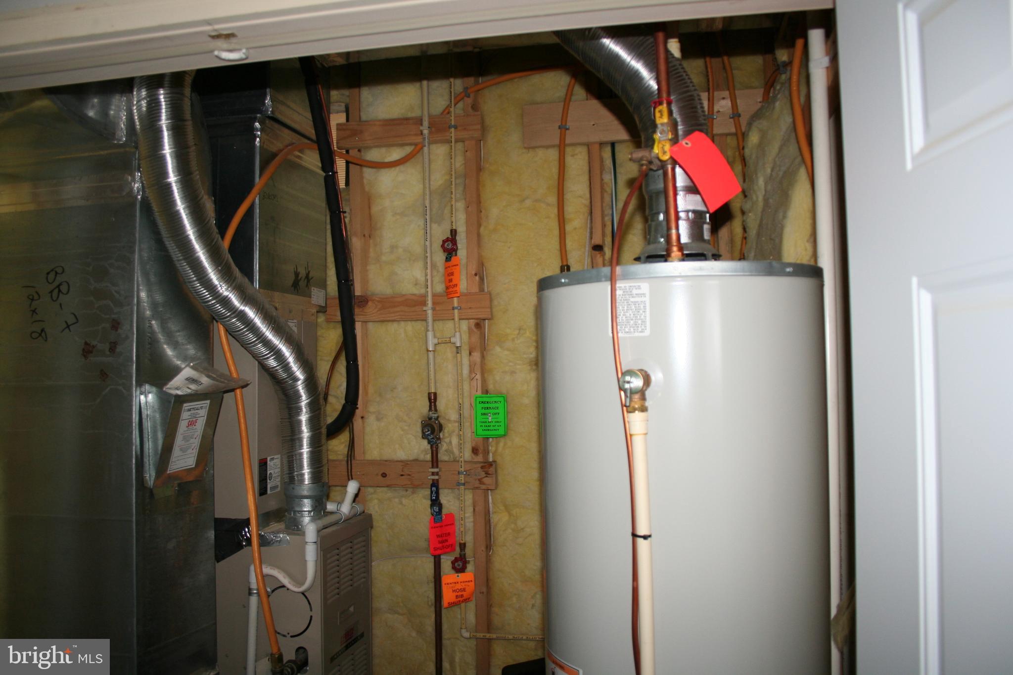 BELMONT CENTER - Residential Lease