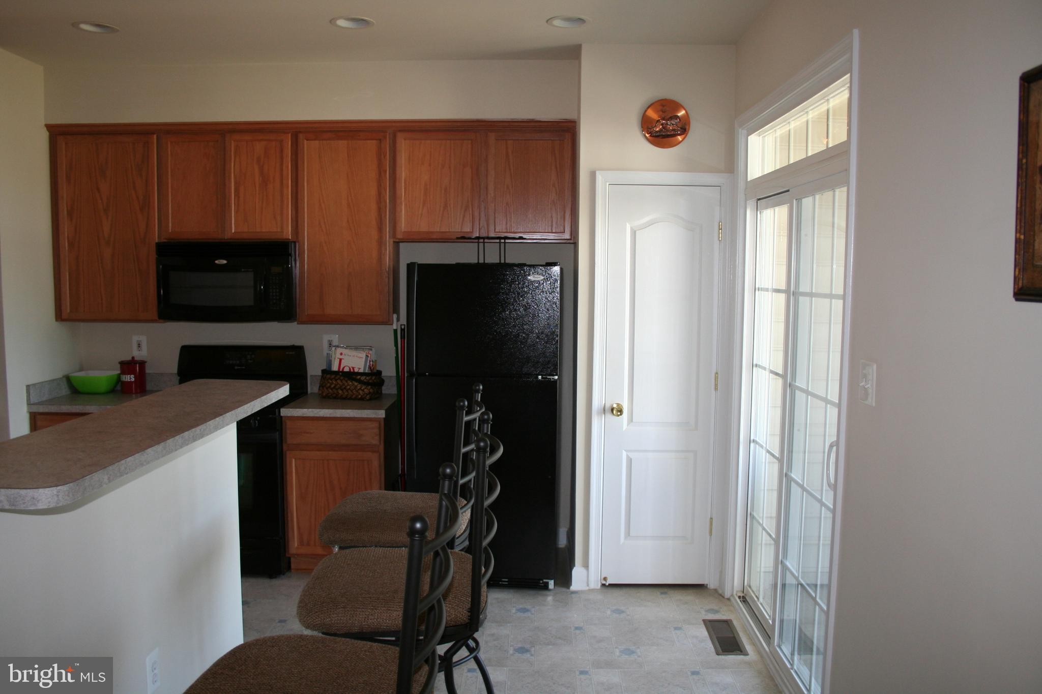 BELMONT CENTER - Residential Lease