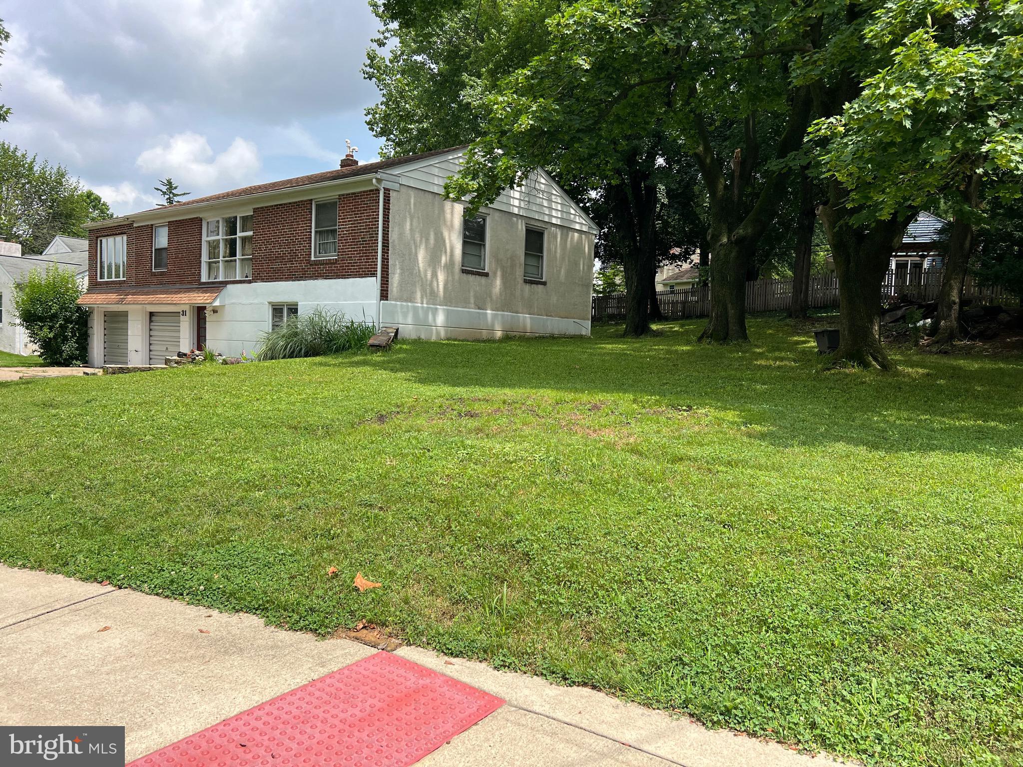 Investment opportunity in Whitemarsh township! 3 bed 1 bath corner lot with a walk out “basement” that would be perfect for an in law suite or extra living space. Natural gas utilities along with public water and public sewer! Central air as well!! In the sought after Colonial district! Pond views, and a beautiful bright sunroom! 2 attached garages and driveway parking. Schedule your showing today!
