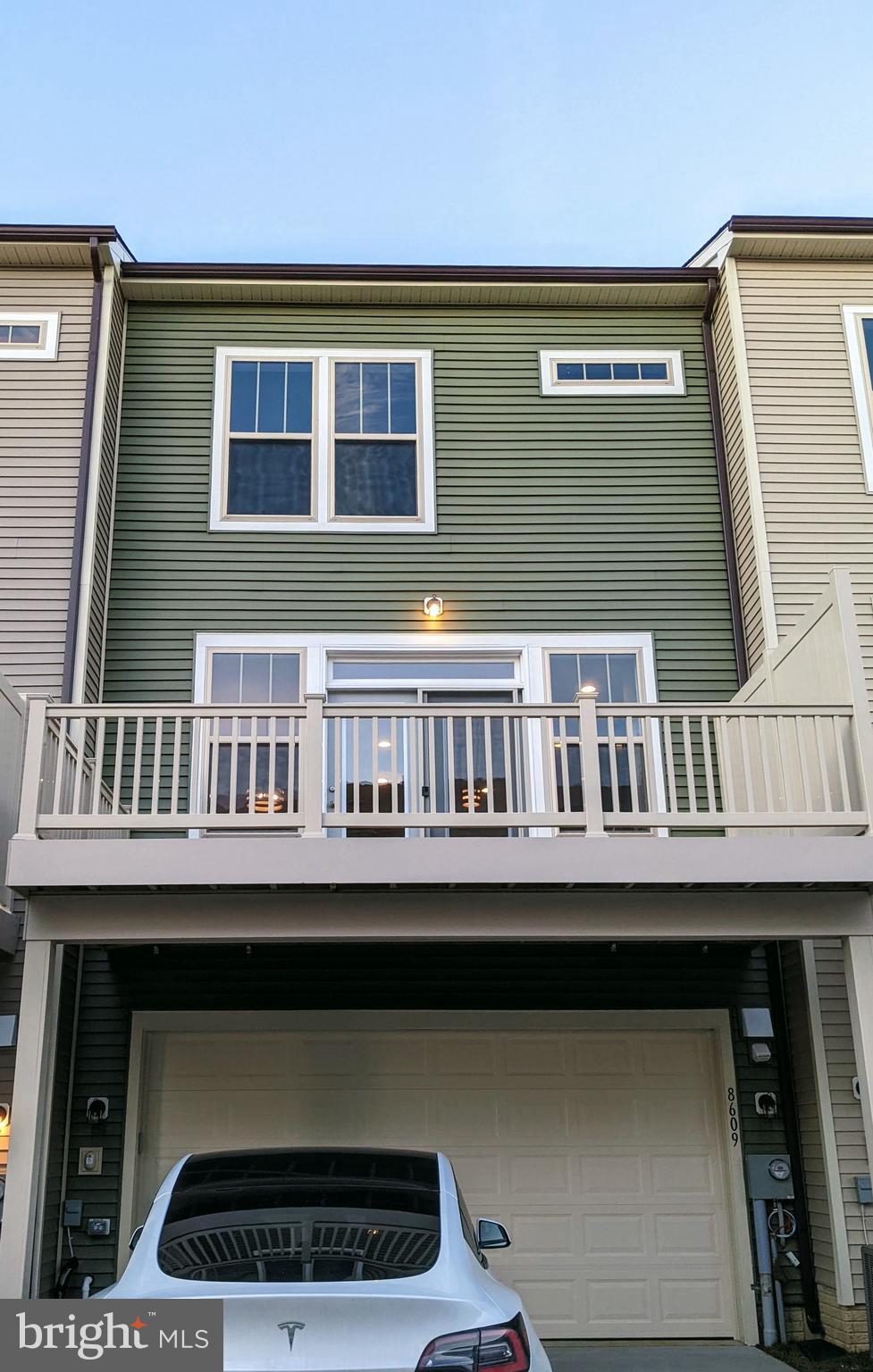 VILLAGES OF URBANA - Residential Lease