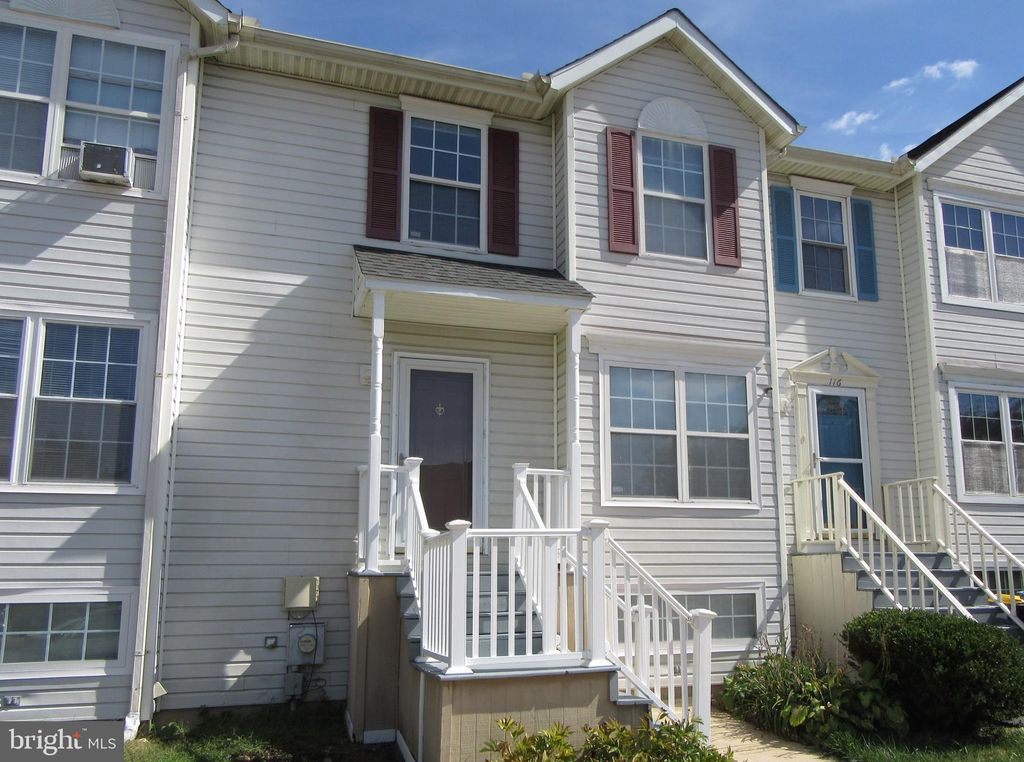 Photo of 118 Mcmullen Circle, BEAR, DE 19701 (MLS # DENC2090656)