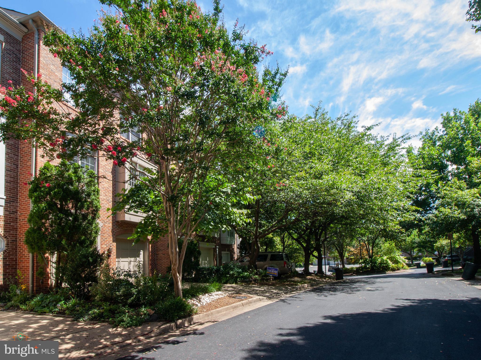 STONEGATE - Residential