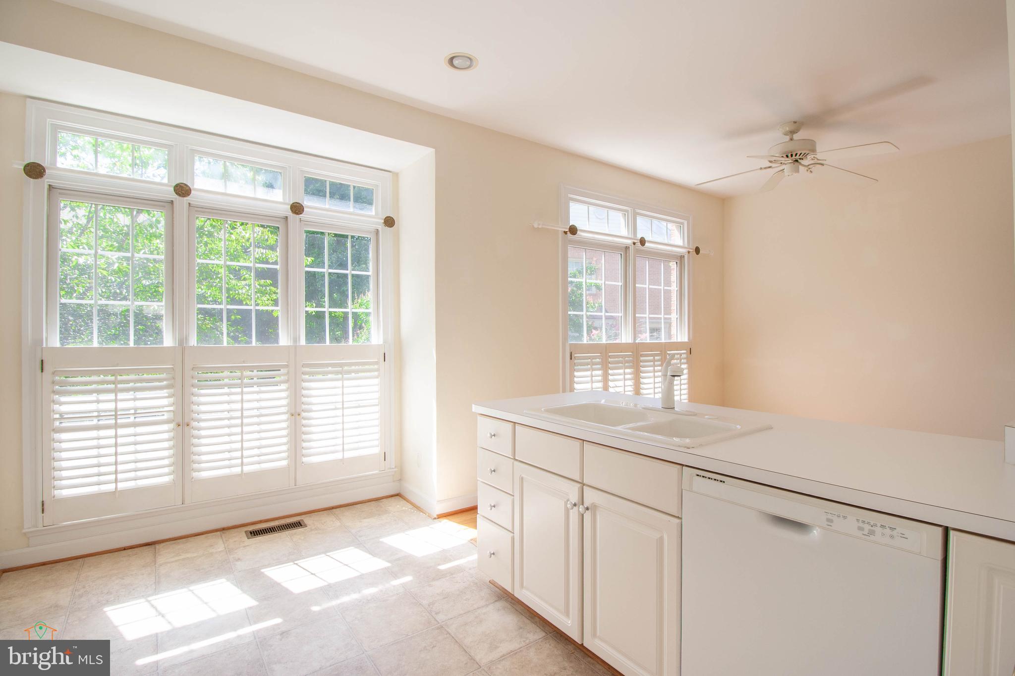 STONEGATE - Residential