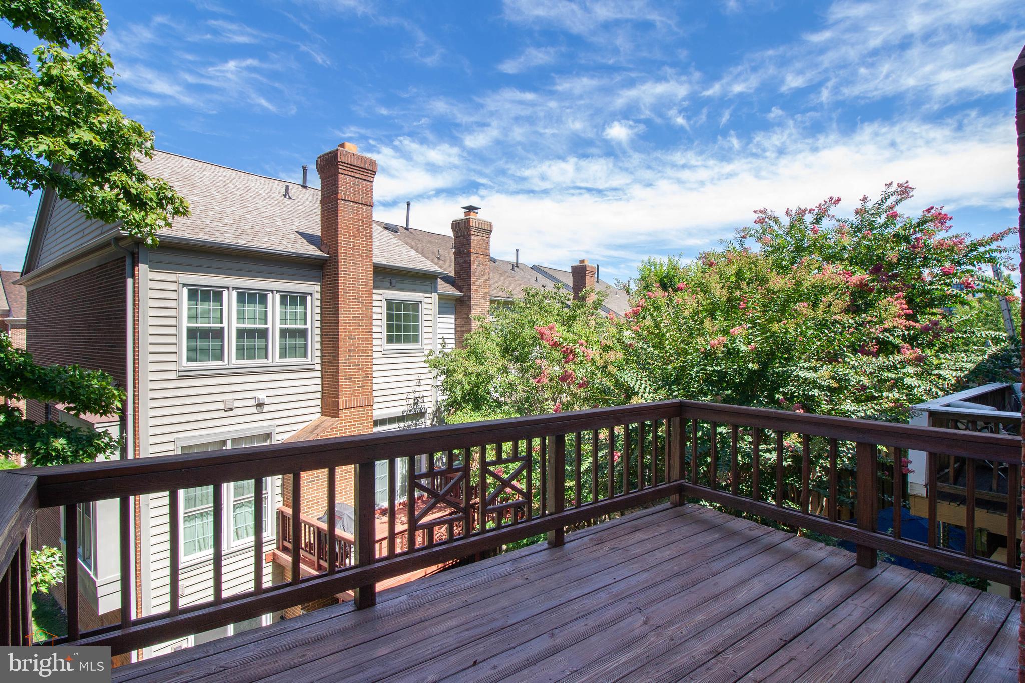 STONEGATE - Residential