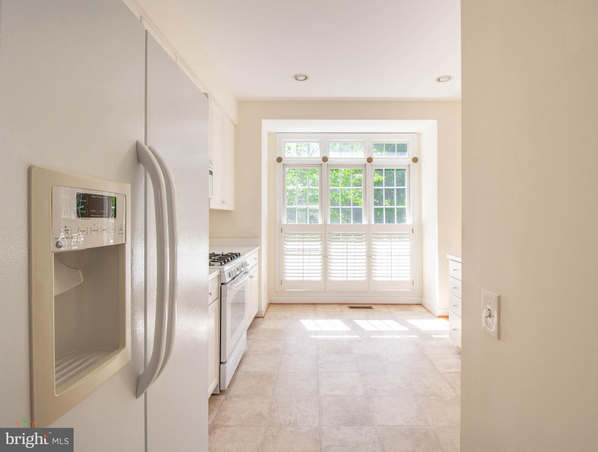 STONEGATE - Residential