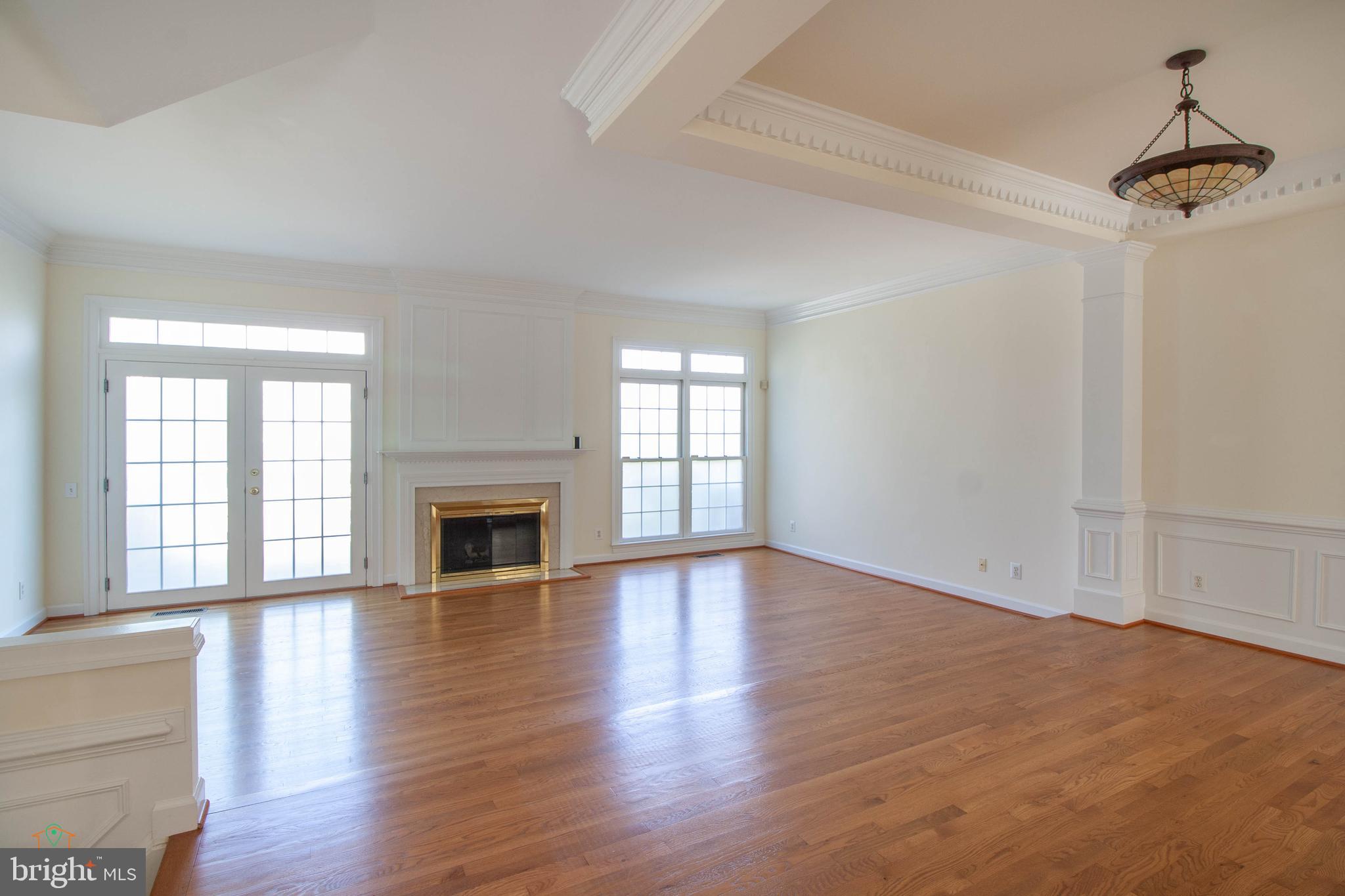 STONEGATE - Residential