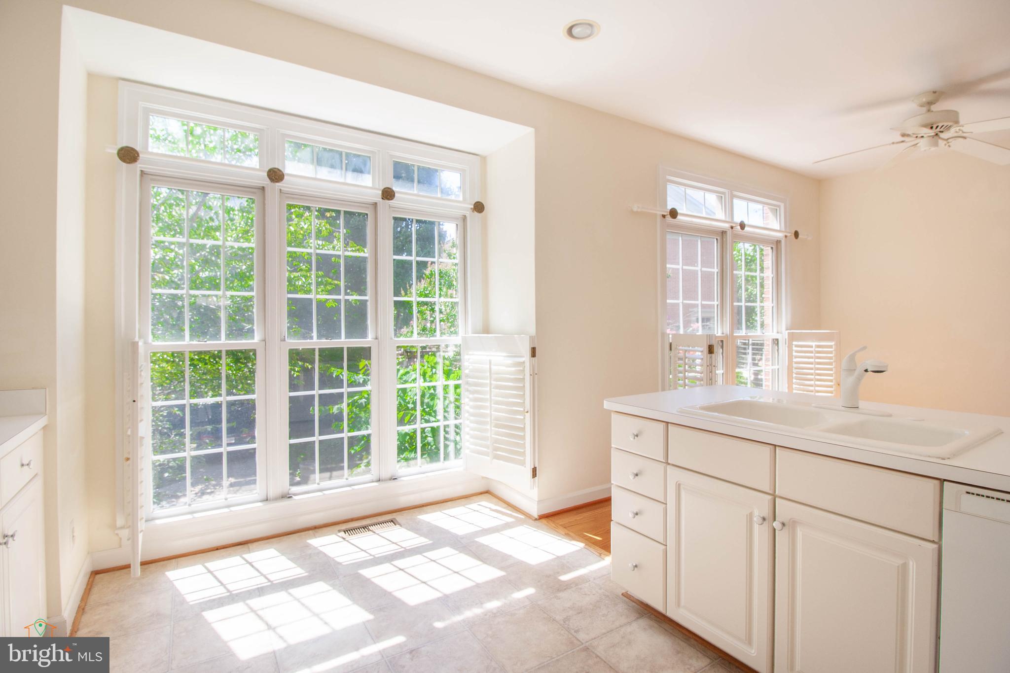 STONEGATE - Residential