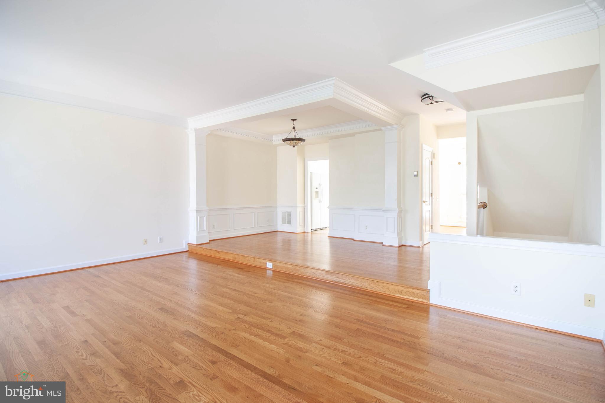 STONEGATE - Residential