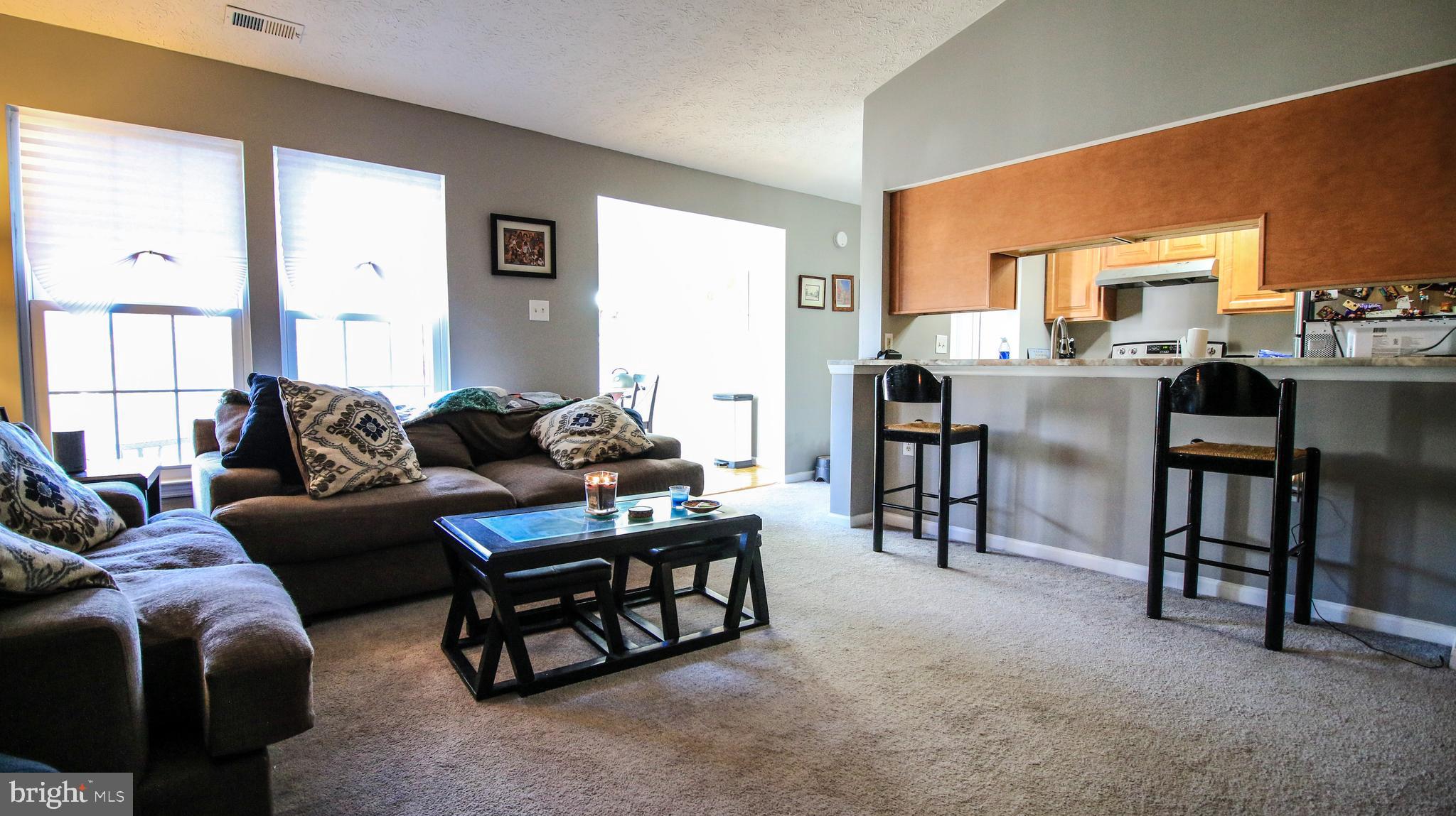 BEDFORD COMMONS - Residential Lease