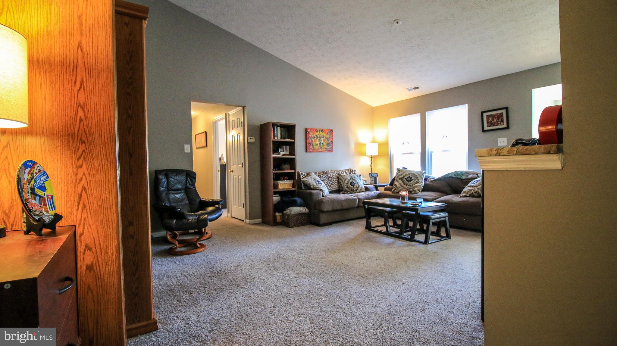 BEDFORD COMMONS - Residential Lease