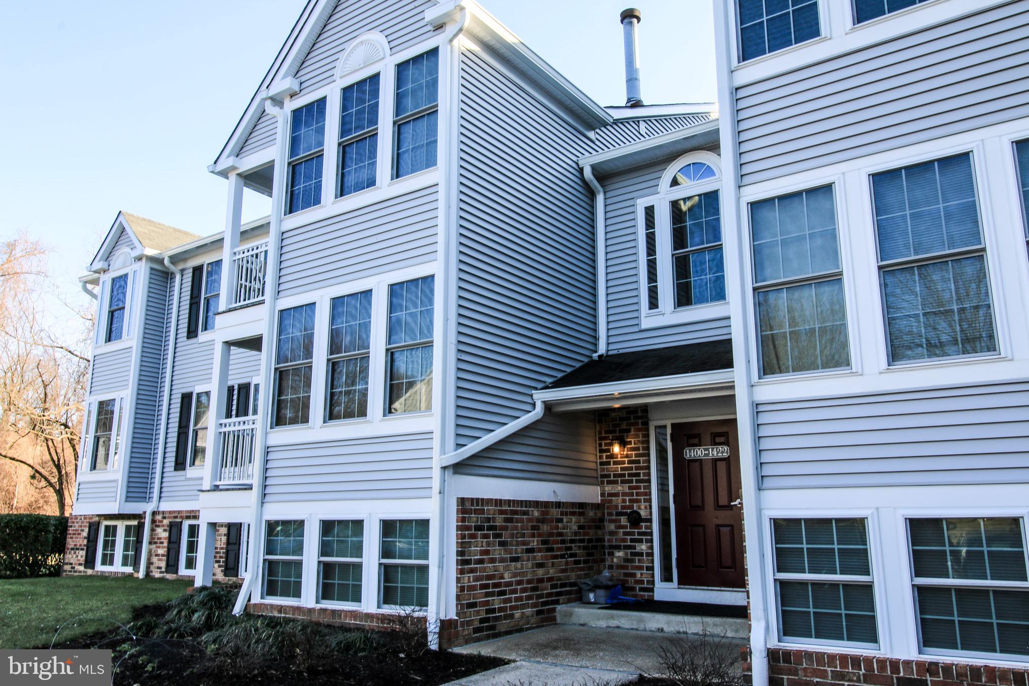 BEDFORD COMMONS - Residential Lease