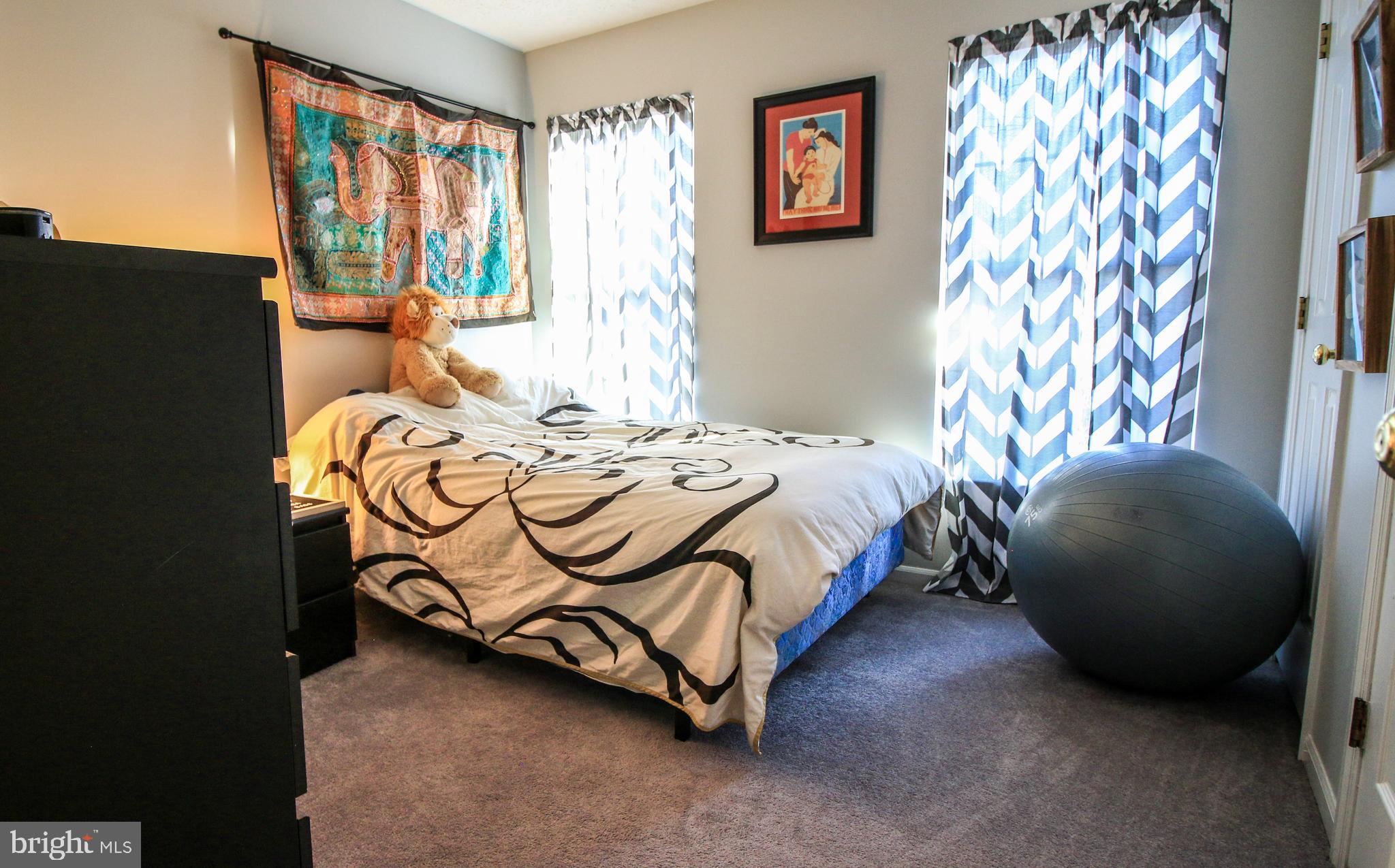 BEDFORD COMMONS - Residential Lease