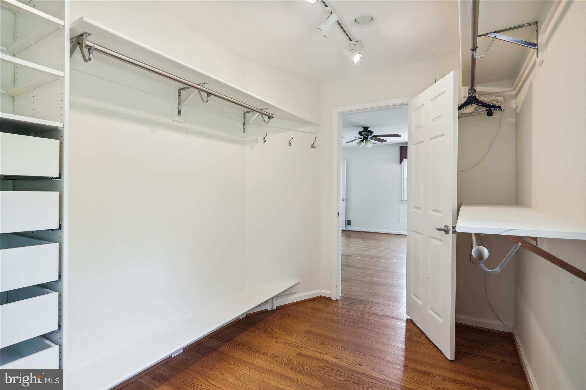 FAIRLAND ESTATES - Residential