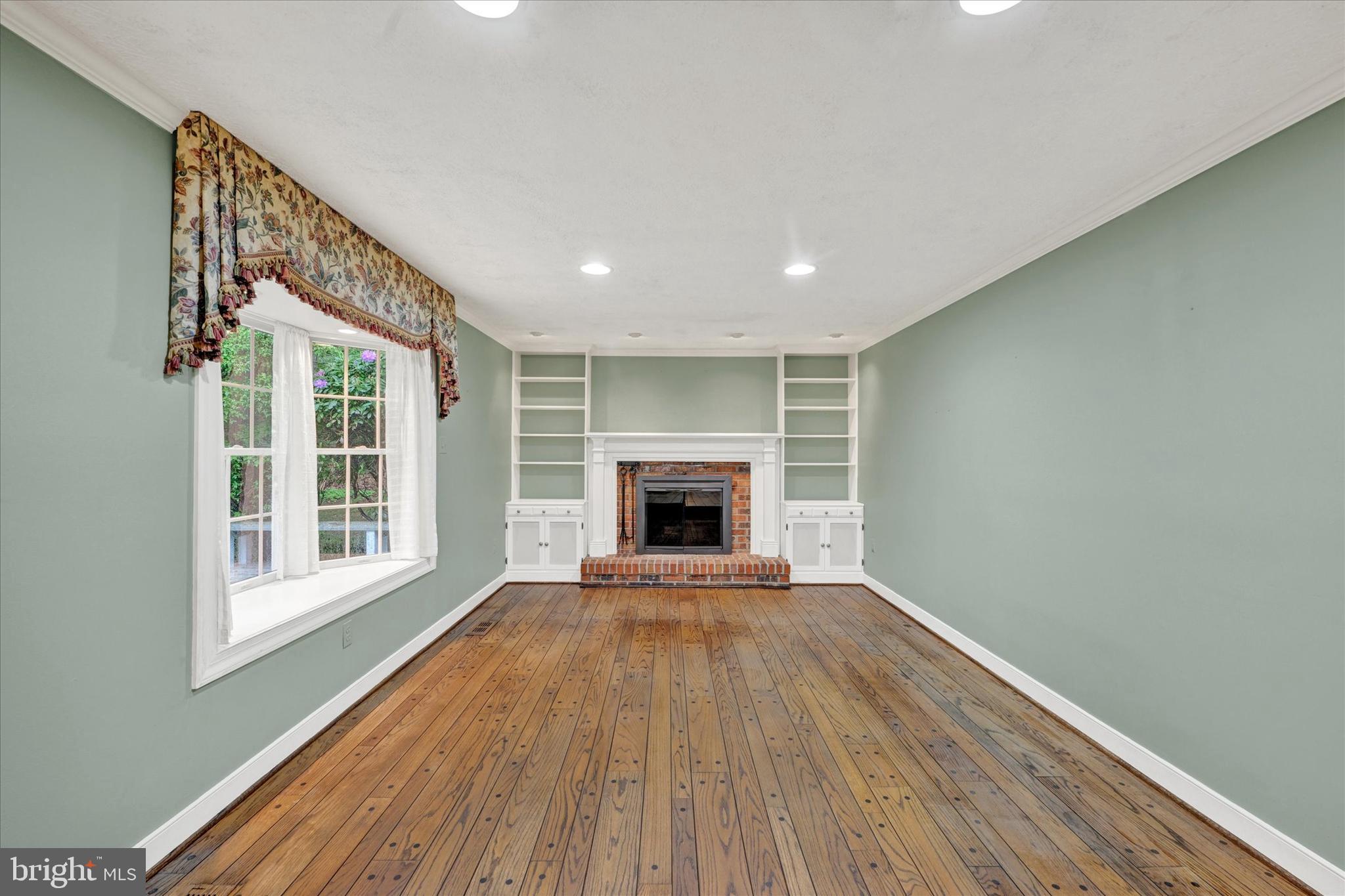 HERITAGE FARMS - Residential