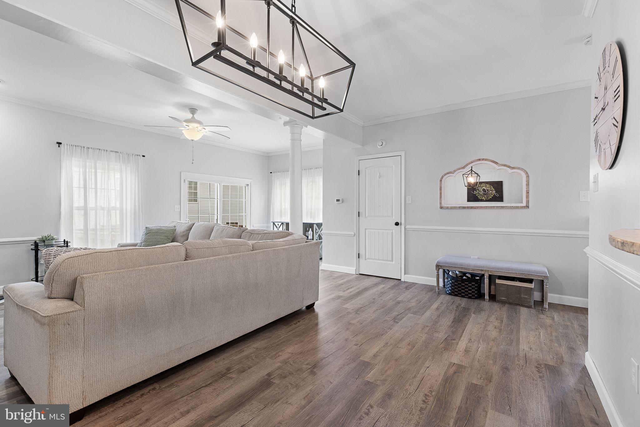 SUNNINGDALE MEADOWS - Residential