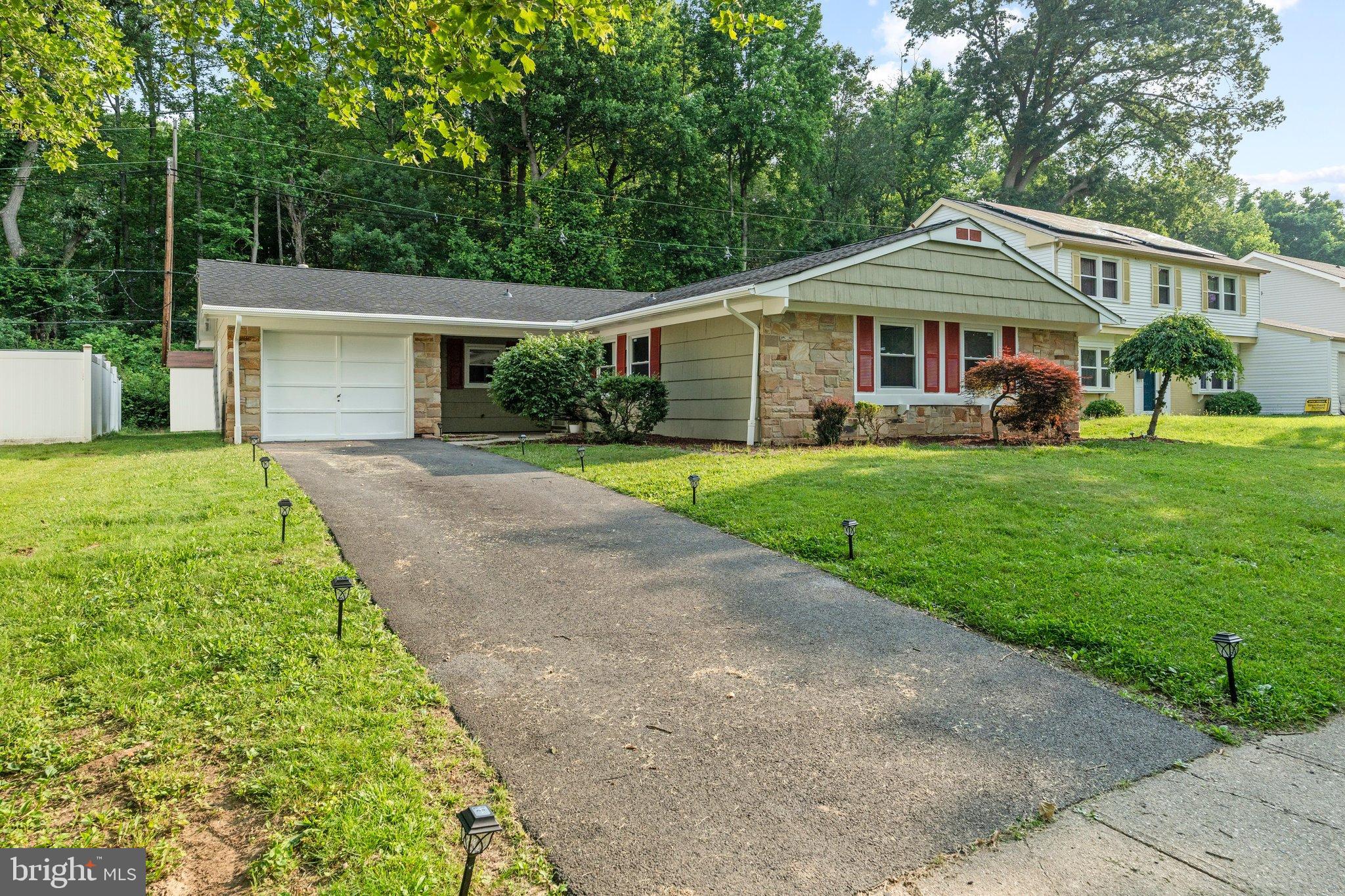 77 HILLCREST LANE