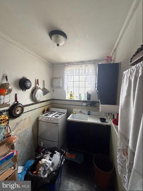 OXFORD CIRCLE - Residential