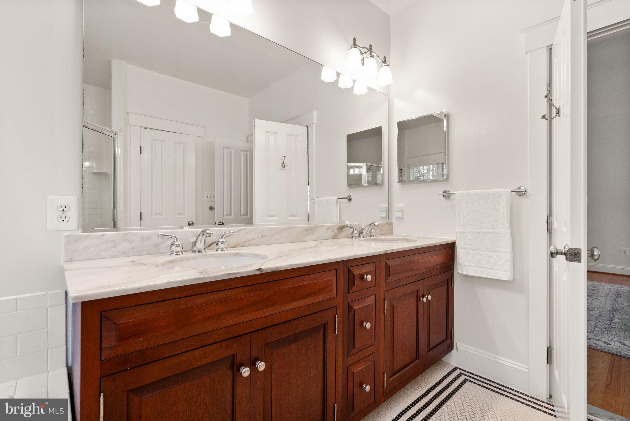 ONONDIO - Residential