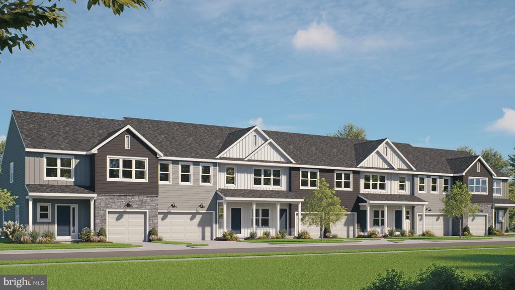 Photo of 30 Arcadia Drive, ELIZABETHTOWN, PA 17022 (MLS # PALA2095720)