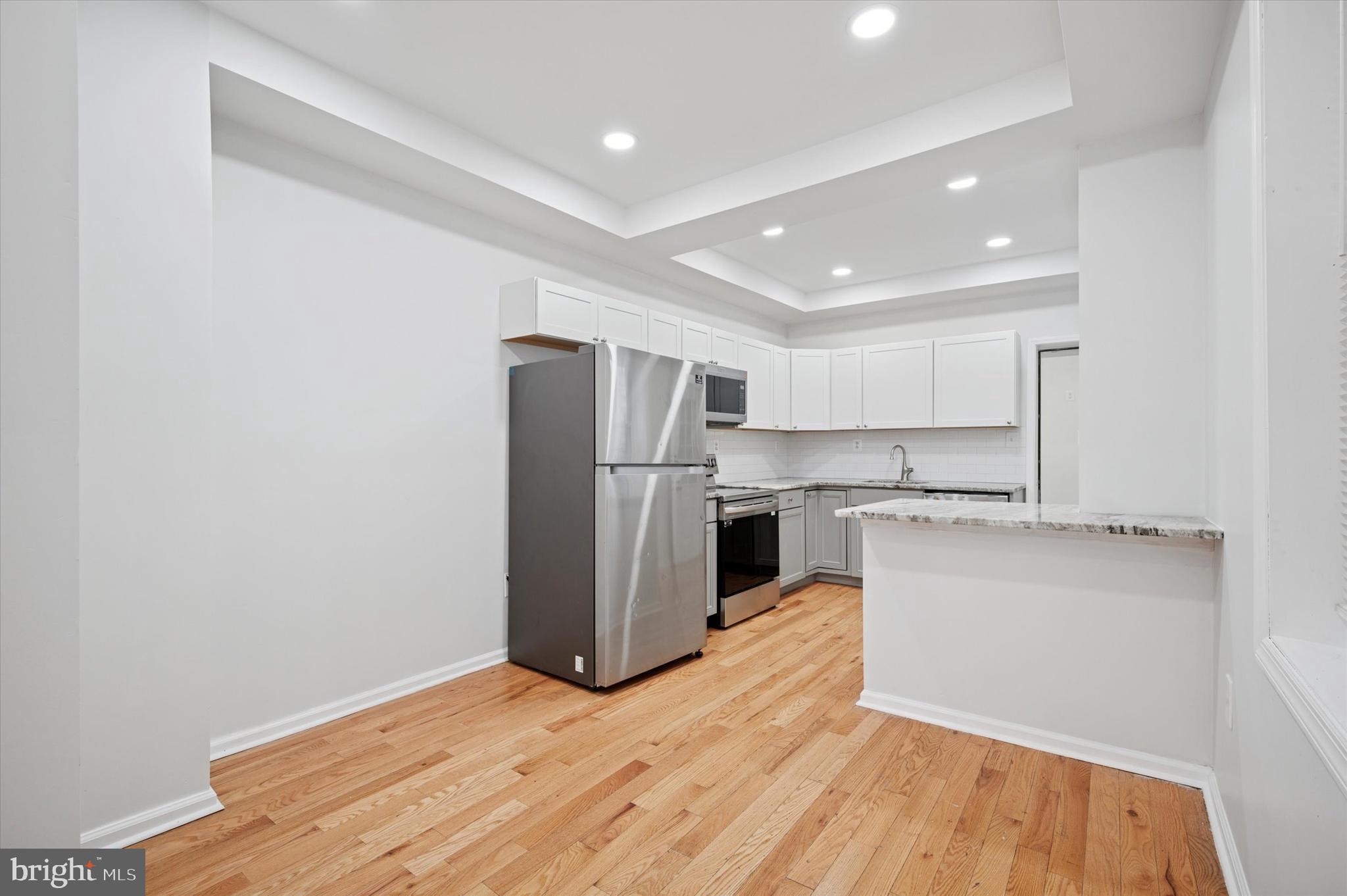 STRAWBERRY MANSION - Residential