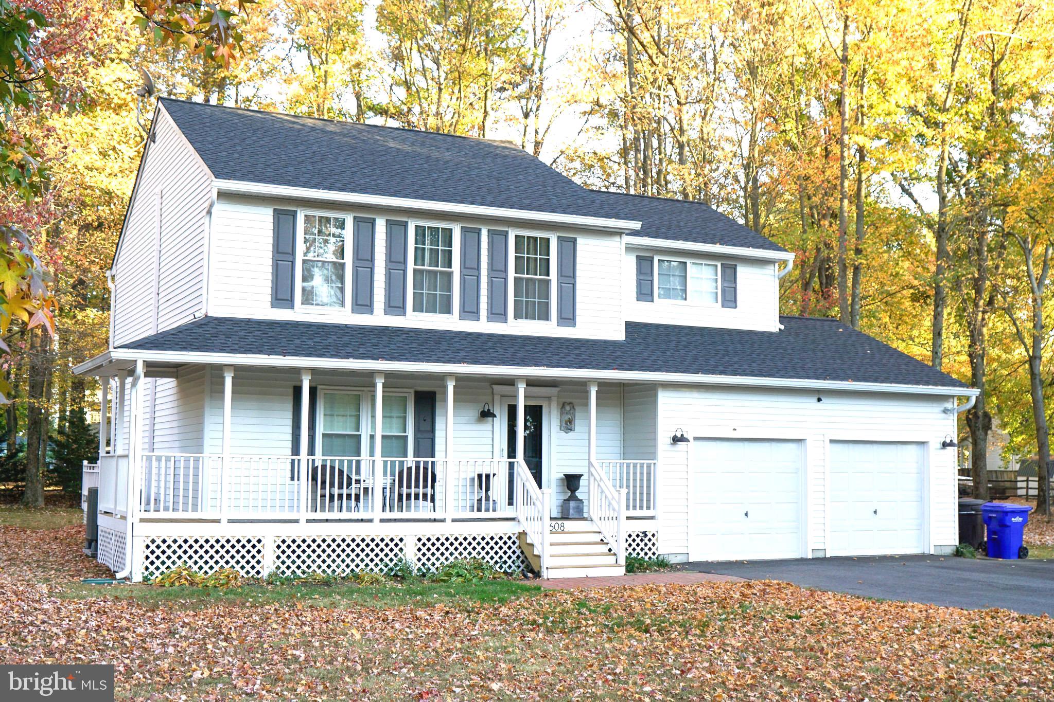 608 CLOVERFIELDS DRIVE