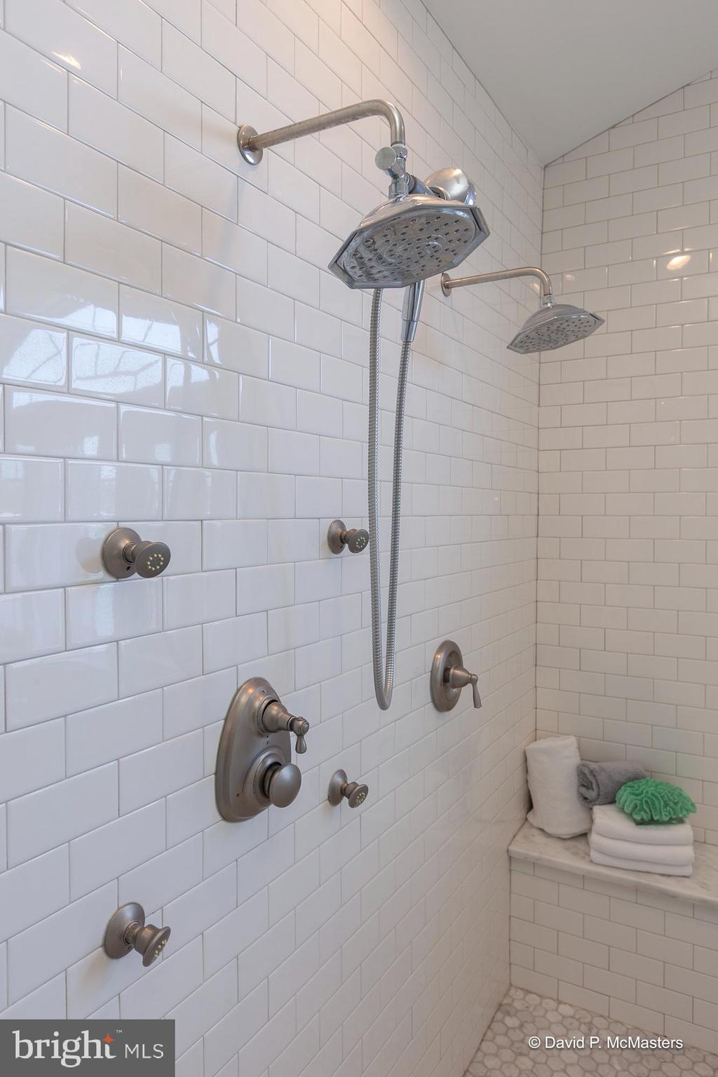 BRAMBLETON - Residential