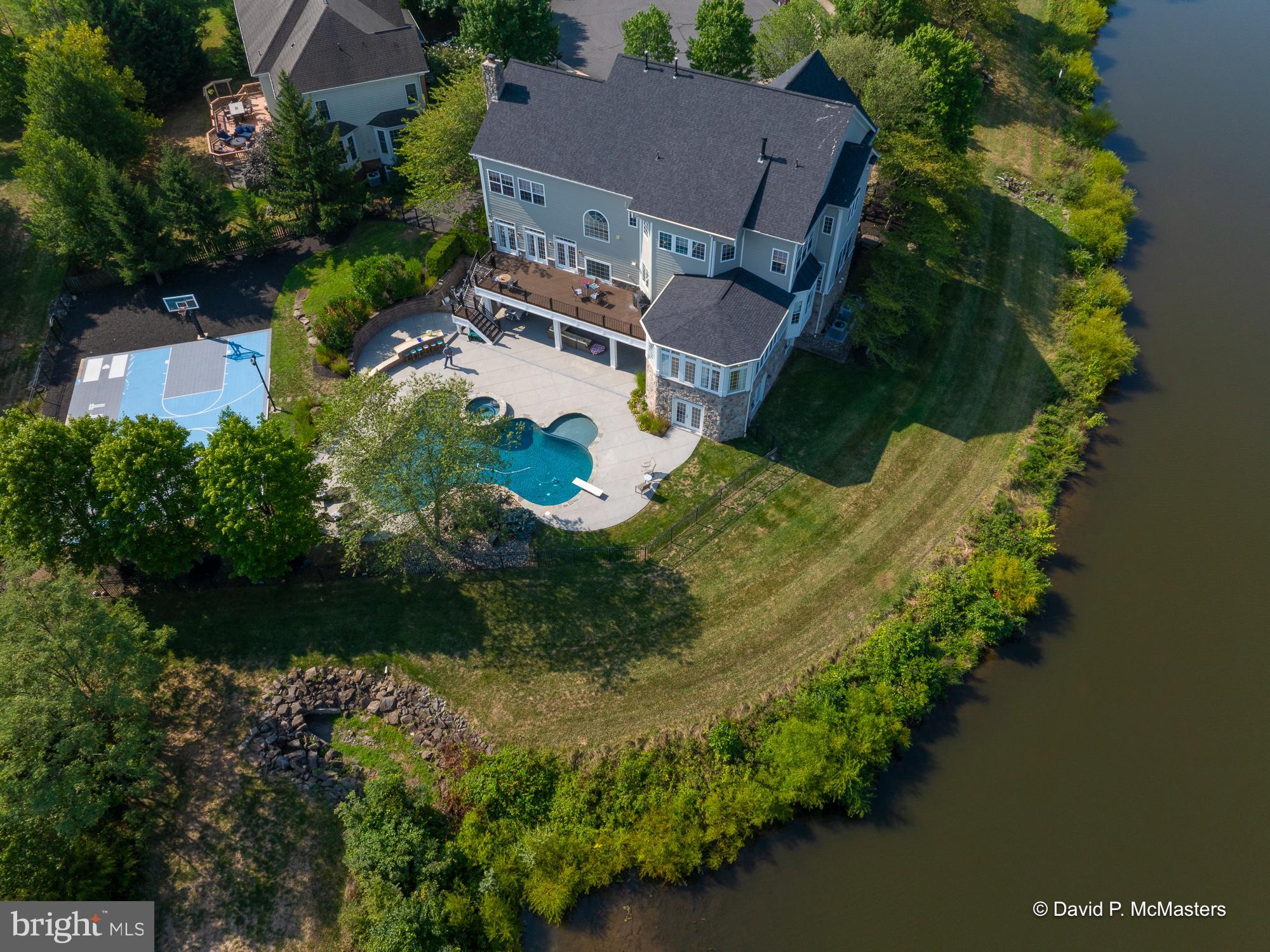 BRAMBLETON - Residential