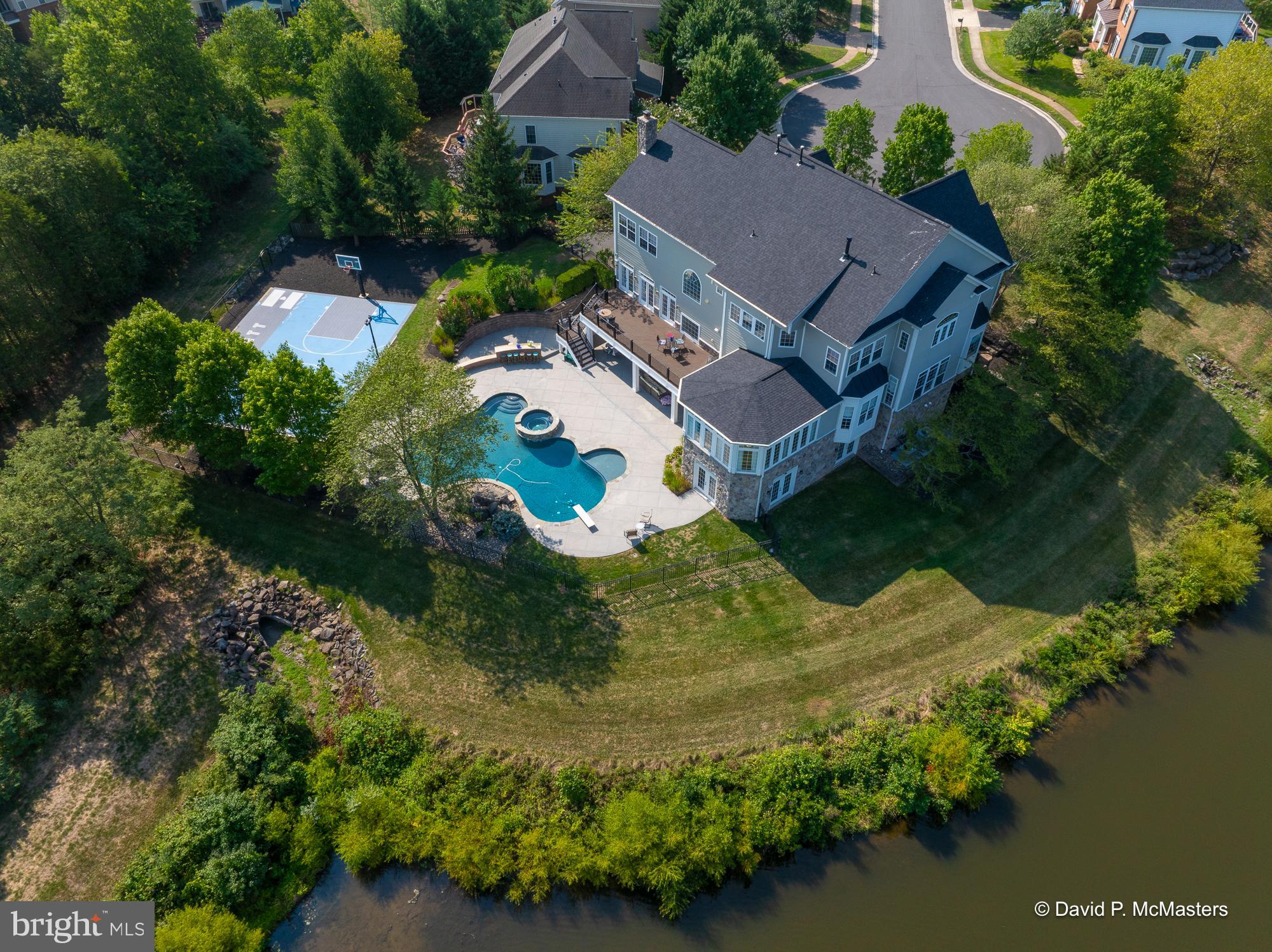 BRAMBLETON - Residential