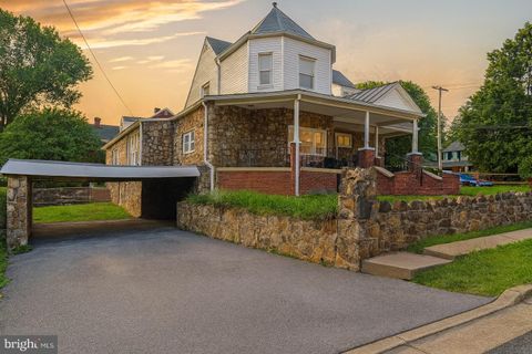 716 VILLA AVENUE FRONT ROYAL VA 22630